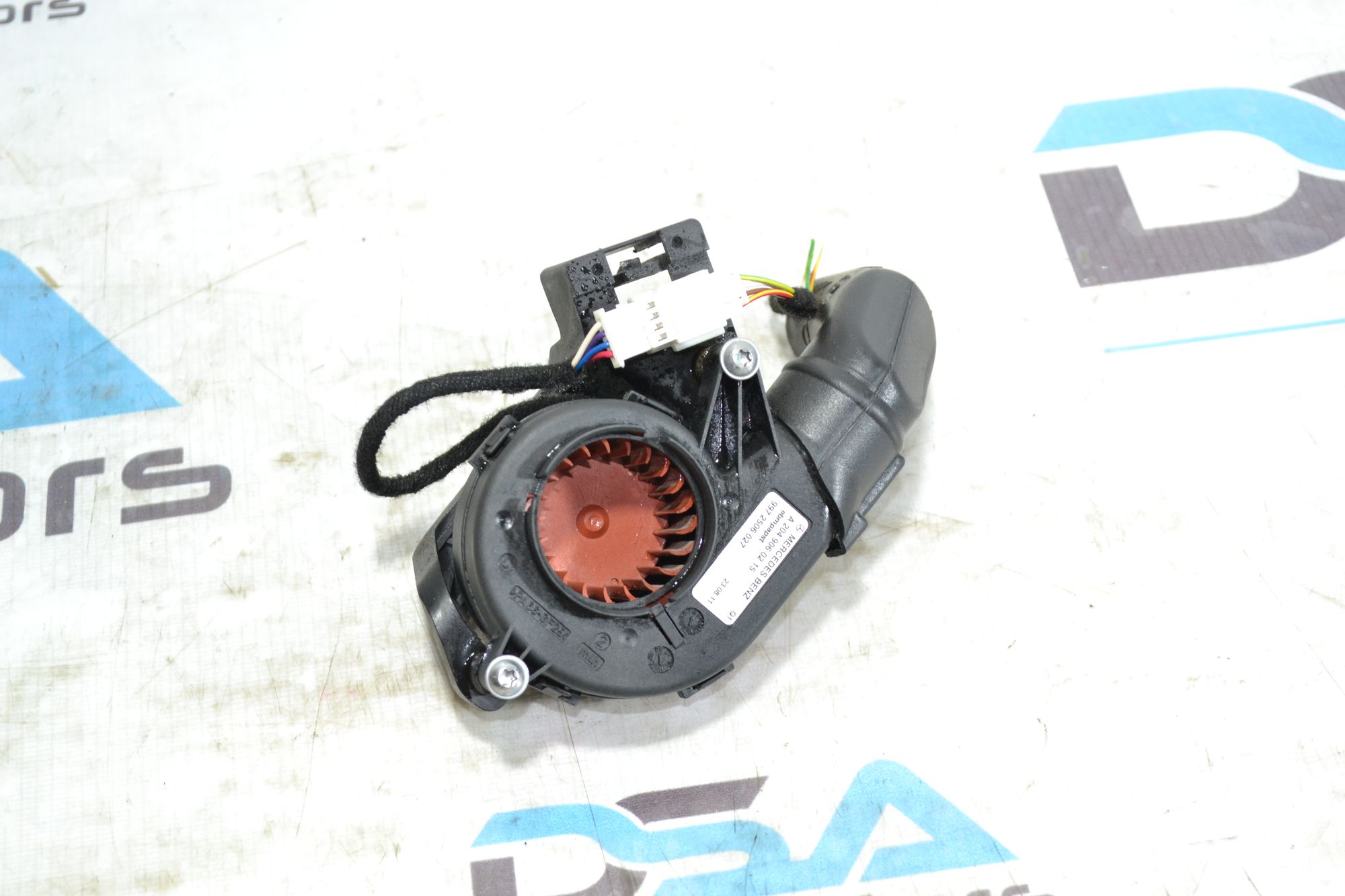 https://ycs.partsauto.market/partsauto-images/thmbs/userImages/b7628e092085f1f91467af1afb6e7630/part/c1981fee-dc2a-43b3-aefc-8a483a329b25_1785492824103.jpg
