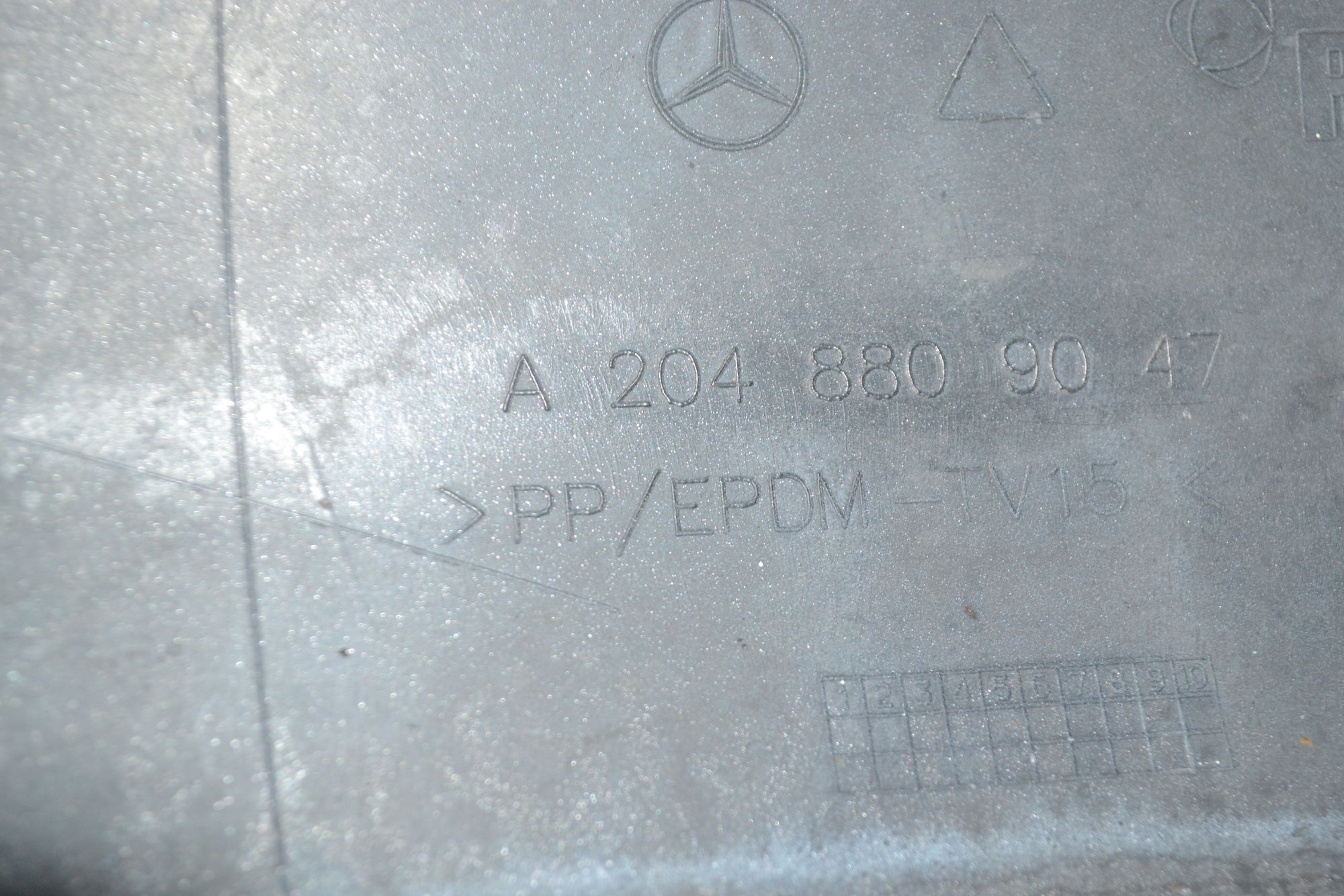 https://ycs.partsauto.market/partsauto-images/thmbs/userImages/b7628e092085f1f91467af1afb6e7630/part/c1c10004-9893-49e2-894e-5d0e7b91cdcc_1784531866900.jpg