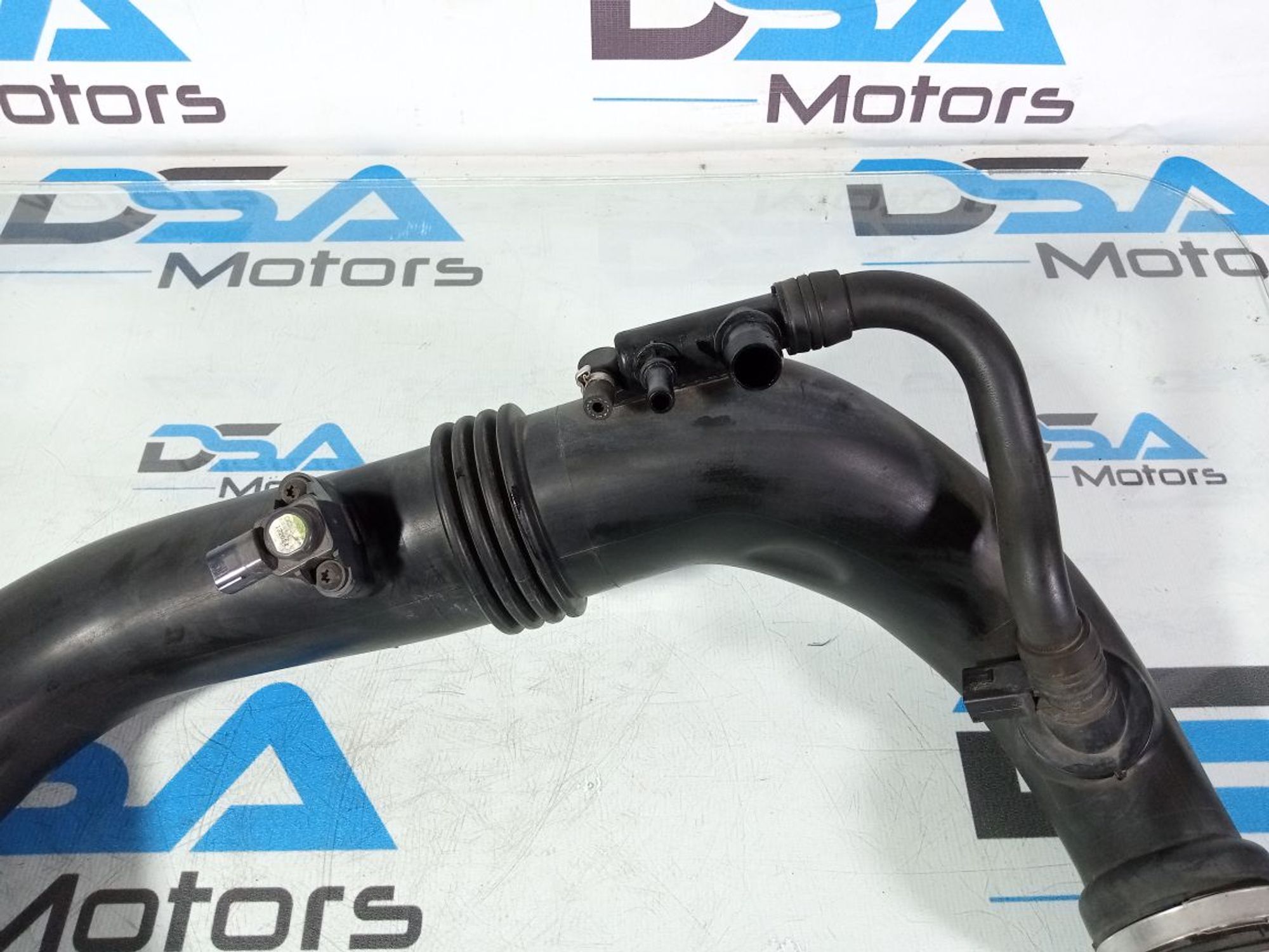 https://ycs.partsauto.market/partsauto-images/thmbs/userImages/b7628e092085f1f91467af1afb6e7630/part/c2550045-594a-4bd6-b851-dc439e0eff02_1747629377458.jpg