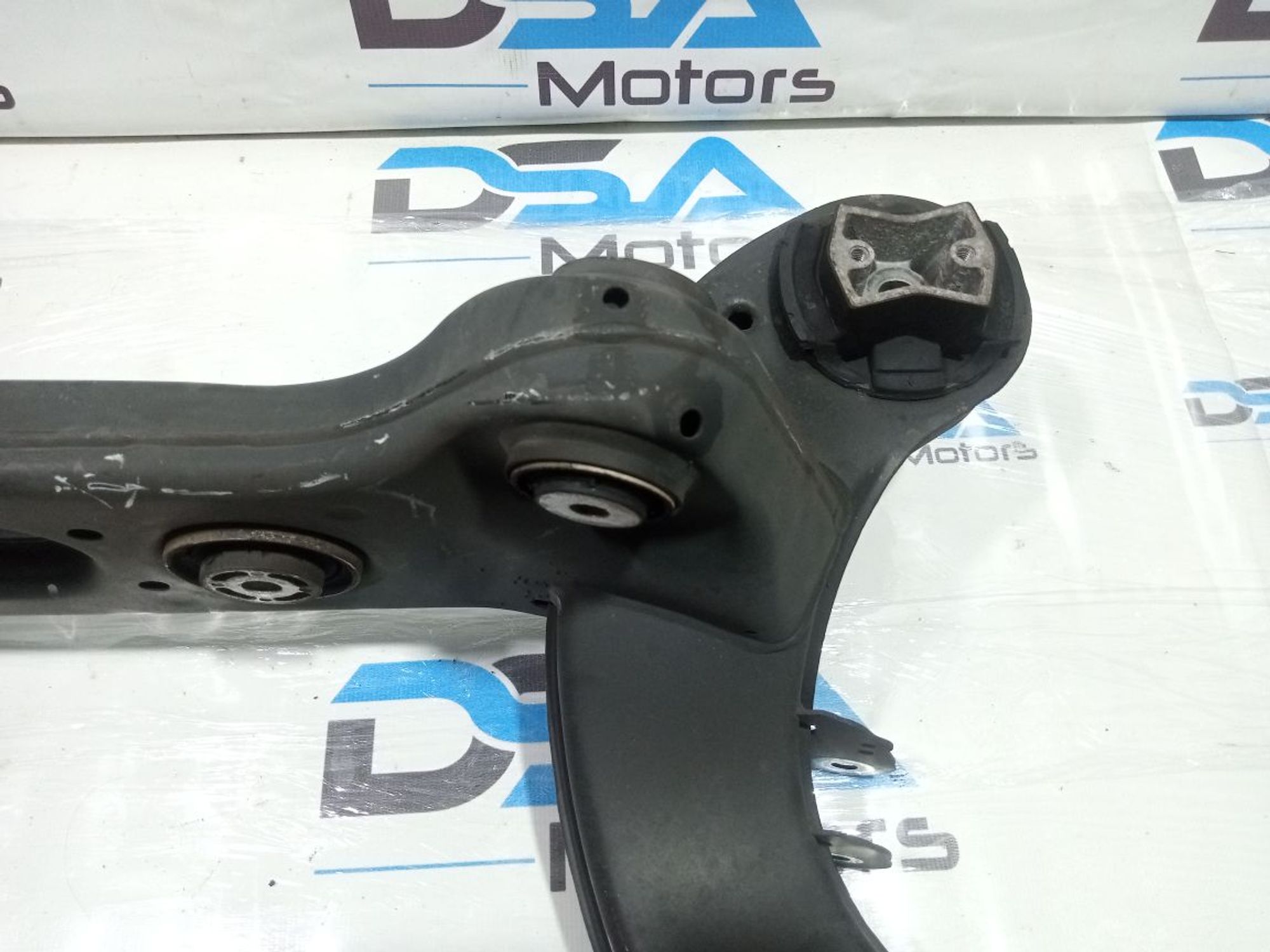 https://ycs.partsauto.market/partsauto-images/thmbs/userImages/b7628e092085f1f91467af1afb6e7630/part/c2c022d4-d604-4ddd-8089-c4c2f38da8c7_1749716630411.jpg