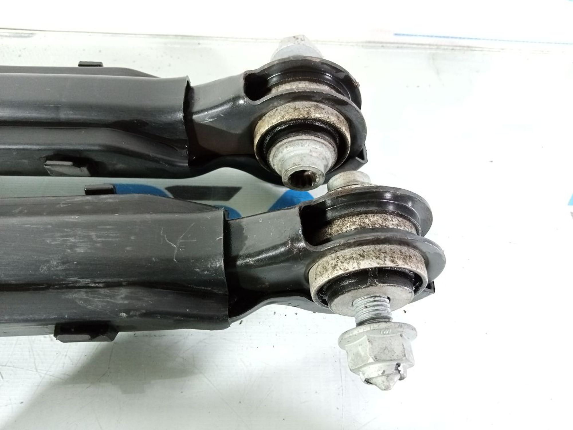 https://ycs.partsauto.market/partsauto-images/thmbs/userImages/b7628e092085f1f91467af1afb6e7630/part/c32b39fe-462d-4f80-8513-27b573c4503a_1736934718660.jpg