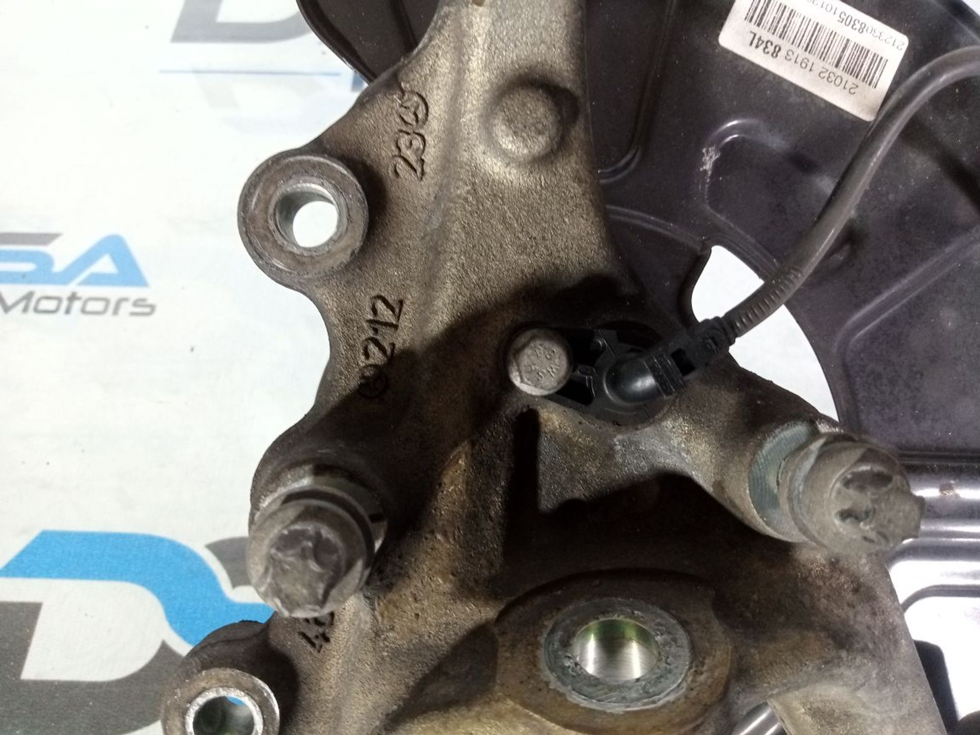 https://ycs.partsauto.market/partsauto-images/thmbs/userImages/b7628e092085f1f91467af1afb6e7630/part/c380ffe3-9212-40c8-be55-baa3b5dfe259_1740762132337.jpg