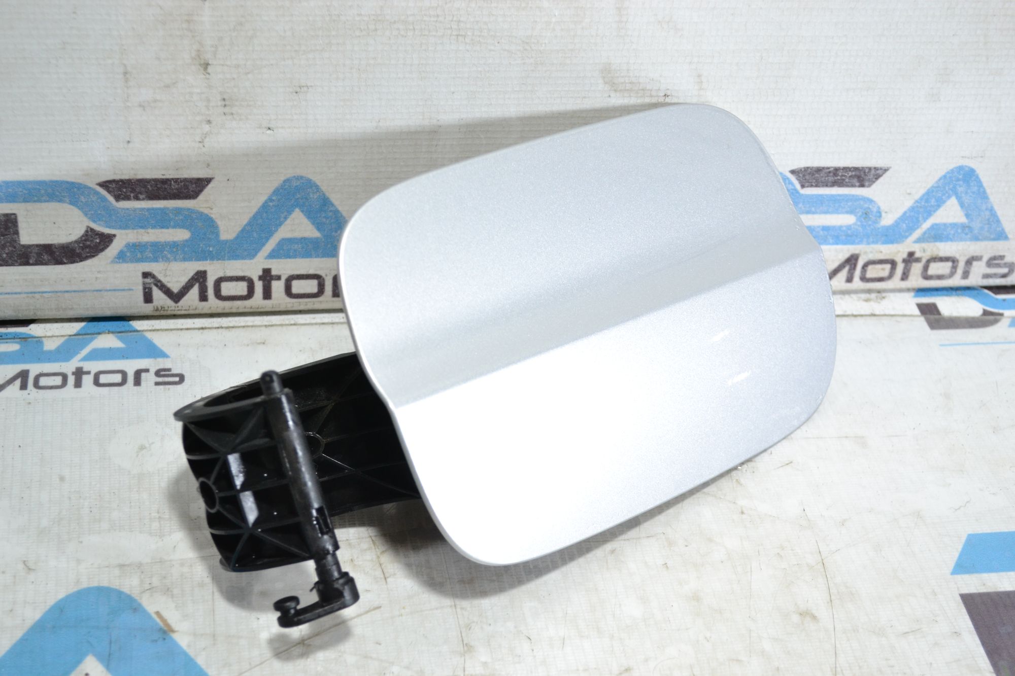 https://ycs.partsauto.market/partsauto-images/thmbs/userImages/b7628e092085f1f91467af1afb6e7630/part/c425dfc9-ec00-446b-8610-98d715760639_1784032597517.jpg