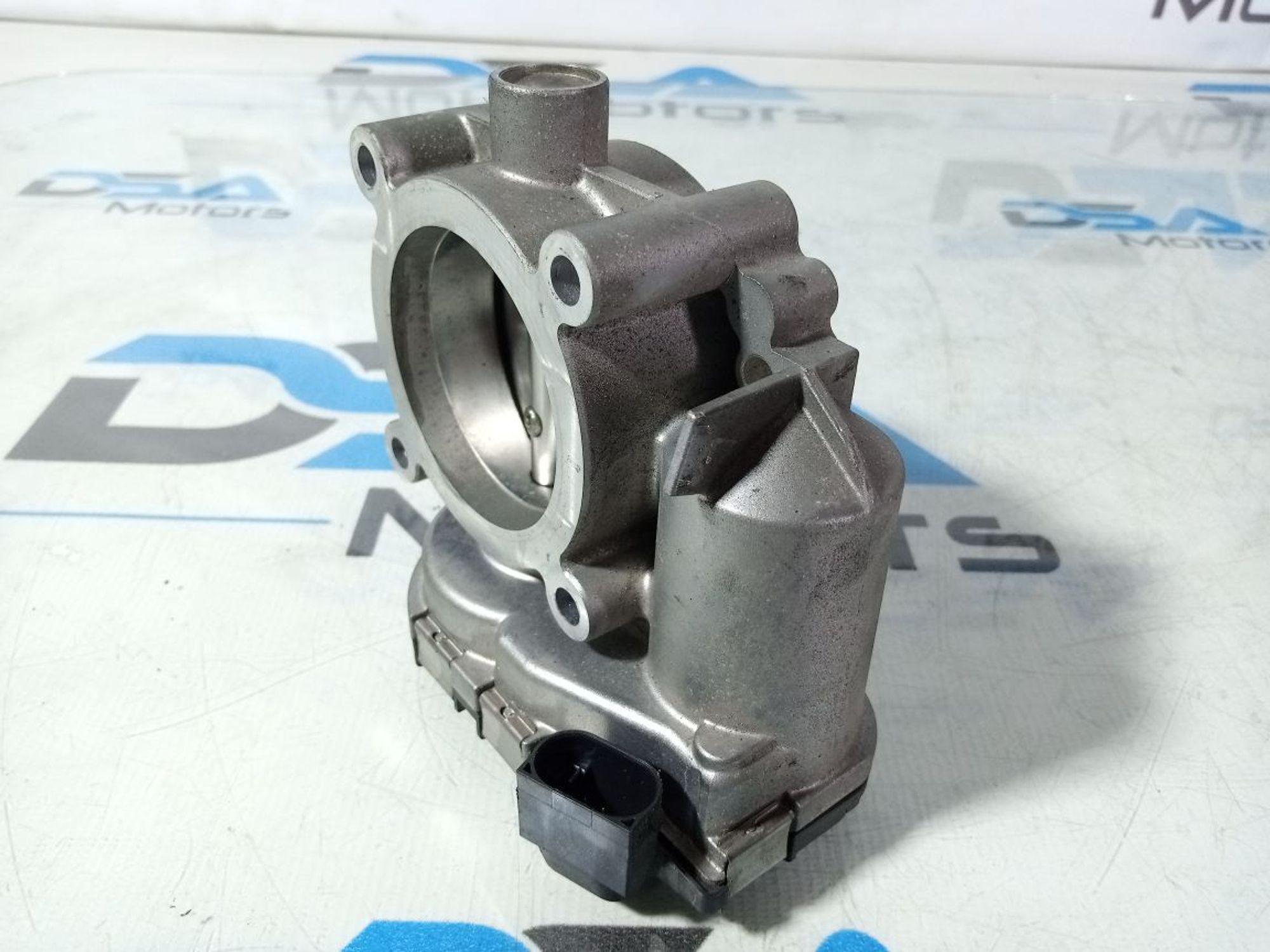 https://ycs.partsauto.market/partsauto-images/thmbs/userImages/b7628e092085f1f91467af1afb6e7630/part/c425e863-c620-40ab-90ac-d521af487982_1742560781673.jpg