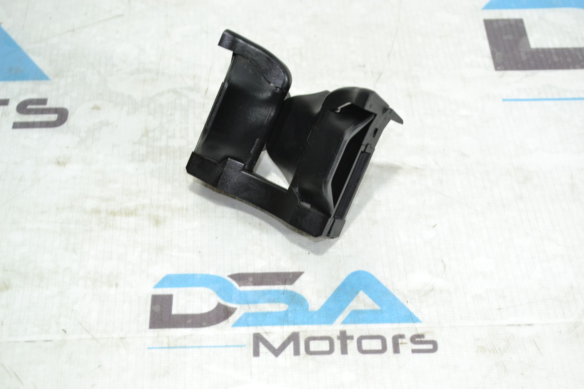 https://ycs.partsauto.market/partsauto-images/thmbs/userImages/b7628e092085f1f91467af1afb6e7630/part/c450e1ba-e1f9-42a3-a90a-9b64c7d87436_1780664020190.jpg