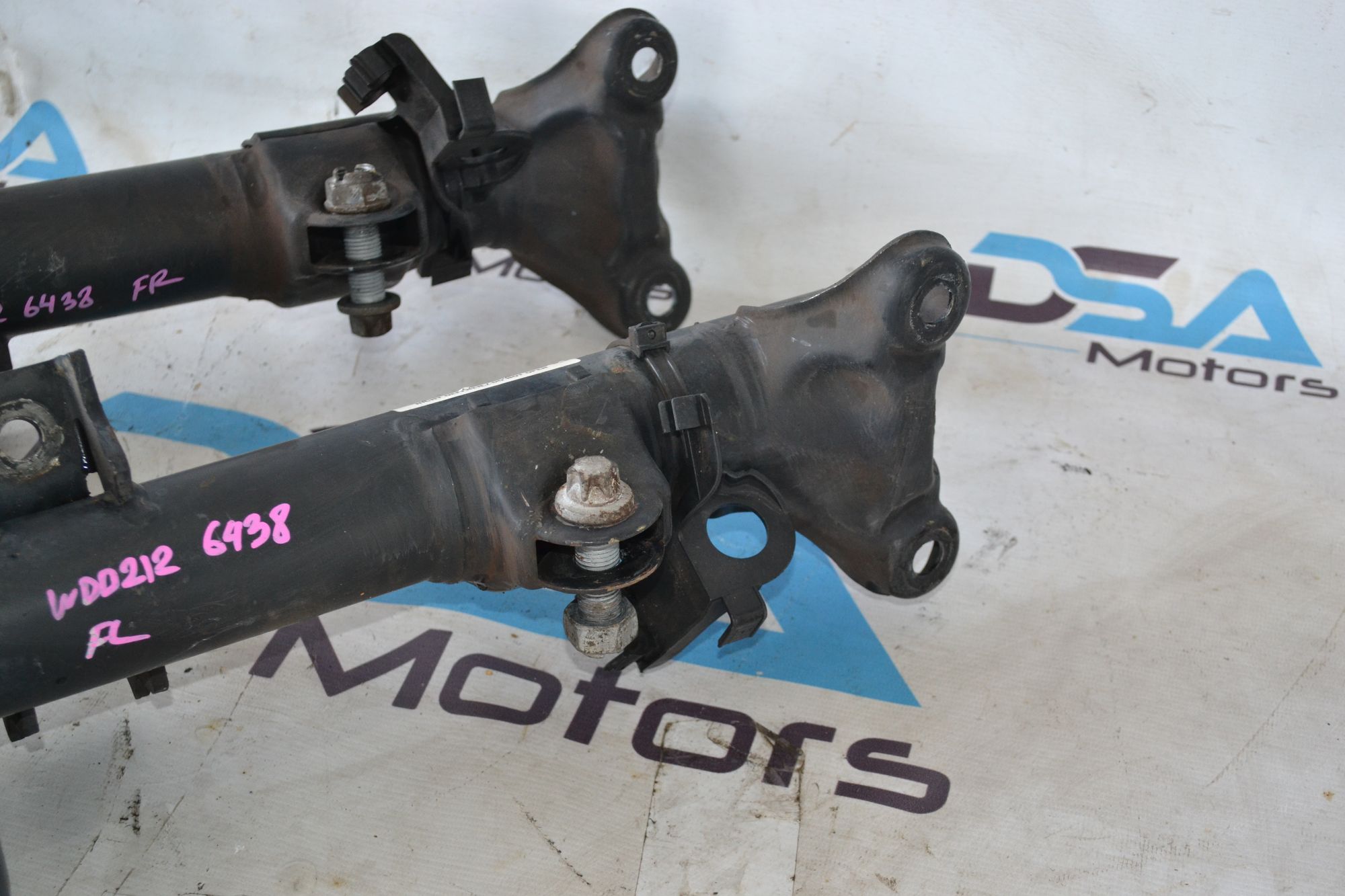 https://ycs.partsauto.market/partsauto-images/thmbs/userImages/b7628e092085f1f91467af1afb6e7630/part/c4562c43-5075-4141-9722-a47f561d44a0_1785140104364.jpg