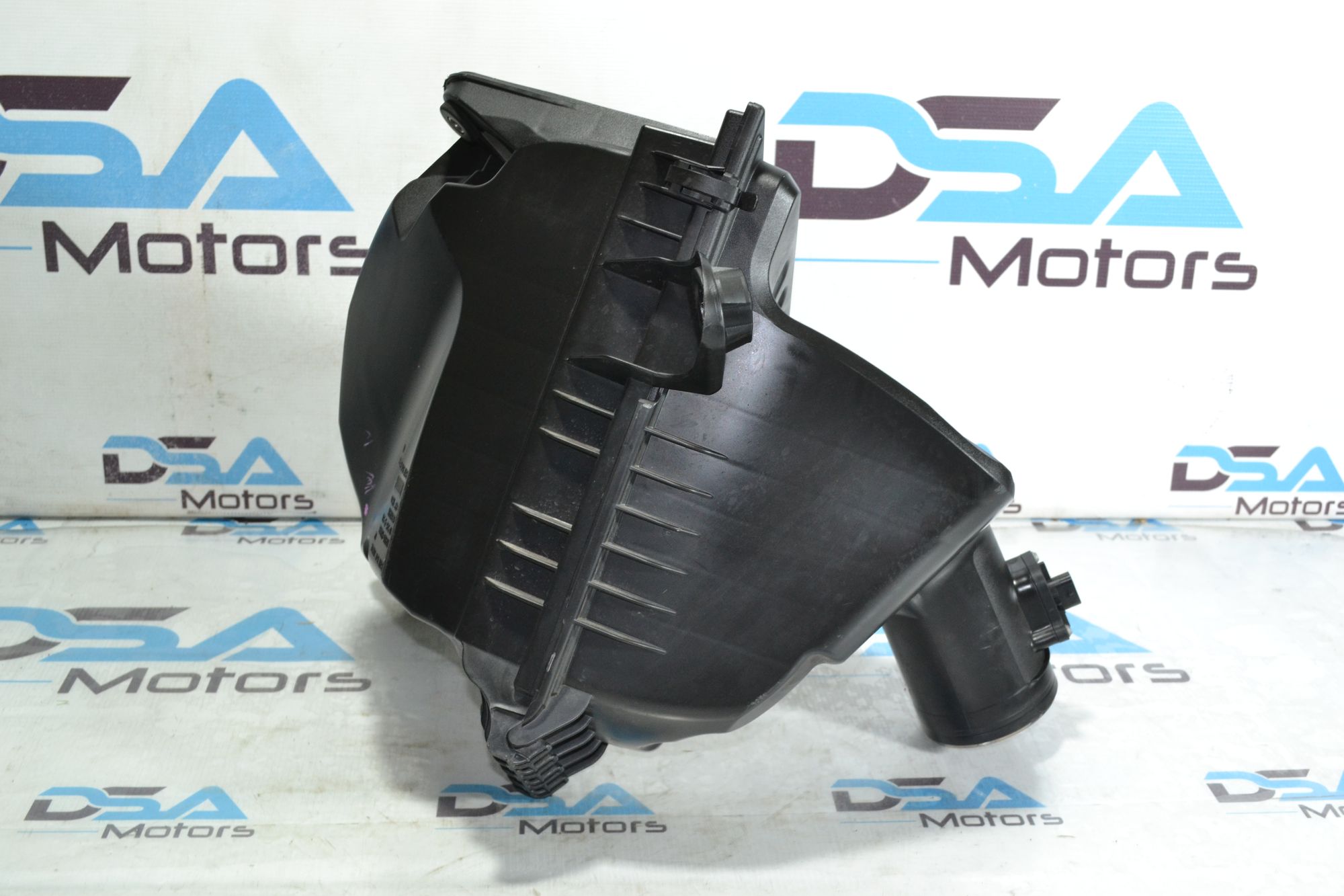 https://ycs.partsauto.market/partsauto-images/thmbs/userImages/b7628e092085f1f91467af1afb6e7630/part/c462e96e-e1db-4657-a70c-da46f3b33c68_1780395571512.jpg