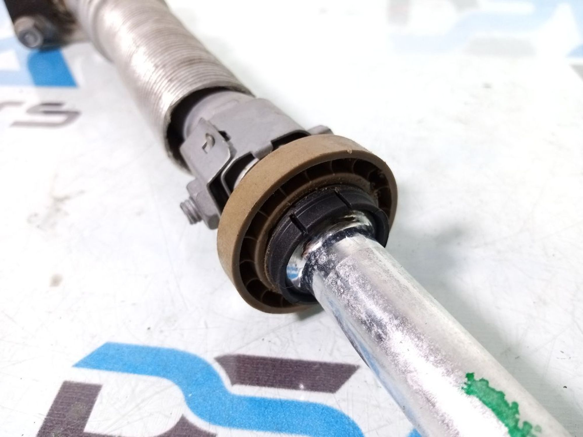 https://ycs.partsauto.market/partsauto-images/thmbs/userImages/b7628e092085f1f91467af1afb6e7630/part/c480b1dc-f497-4707-bf13-02be3f626122_1735287882184.jpg