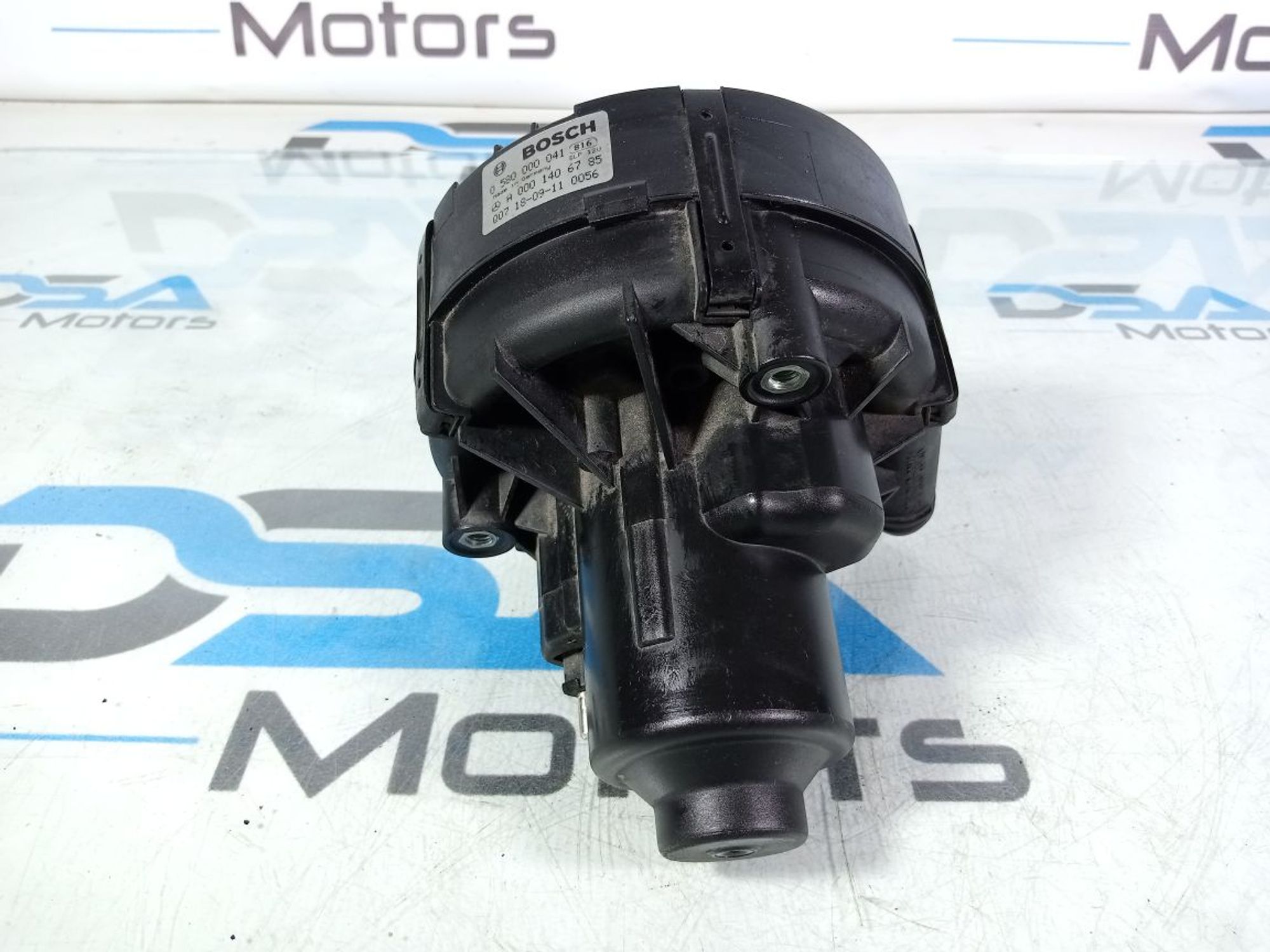 https://ycs.partsauto.market/partsauto-images/thmbs/userImages/b7628e092085f1f91467af1afb6e7630/part/c53b46a0-3f64-49e4-be9d-46f1958768b0_1744715487914.jpg