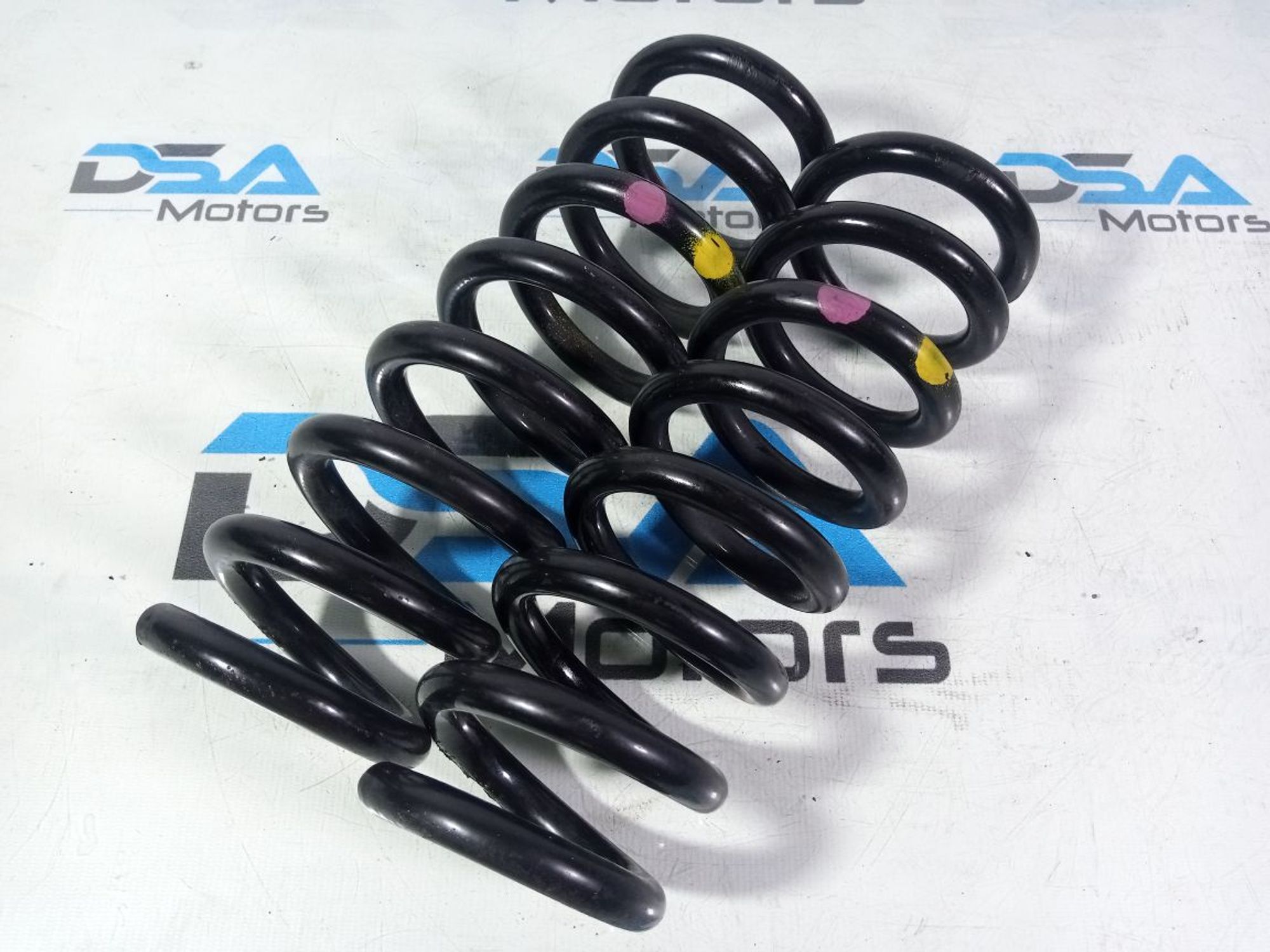 https://ycs.partsauto.market/partsauto-images/thmbs/userImages/b7628e092085f1f91467af1afb6e7630/part/c563c1be-fed8-43dd-828e-bd80ecdf78a9_1743088171667.jpg