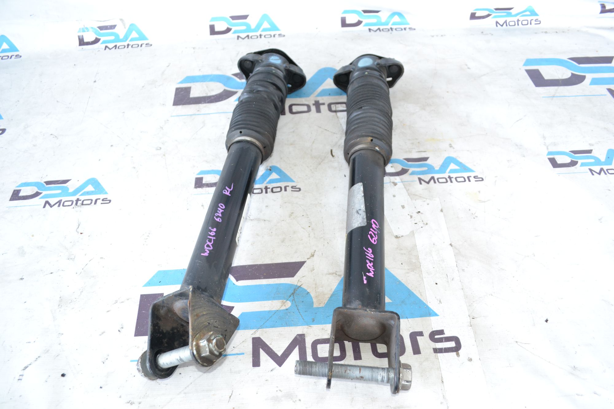 https://ycs.partsauto.market/partsauto-images/thmbs/userImages/b7628e092085f1f91467af1afb6e7630/part/c5dd2f6a-1c10-4eeb-ae8b-757d05d7b081_1785235798292.jpg