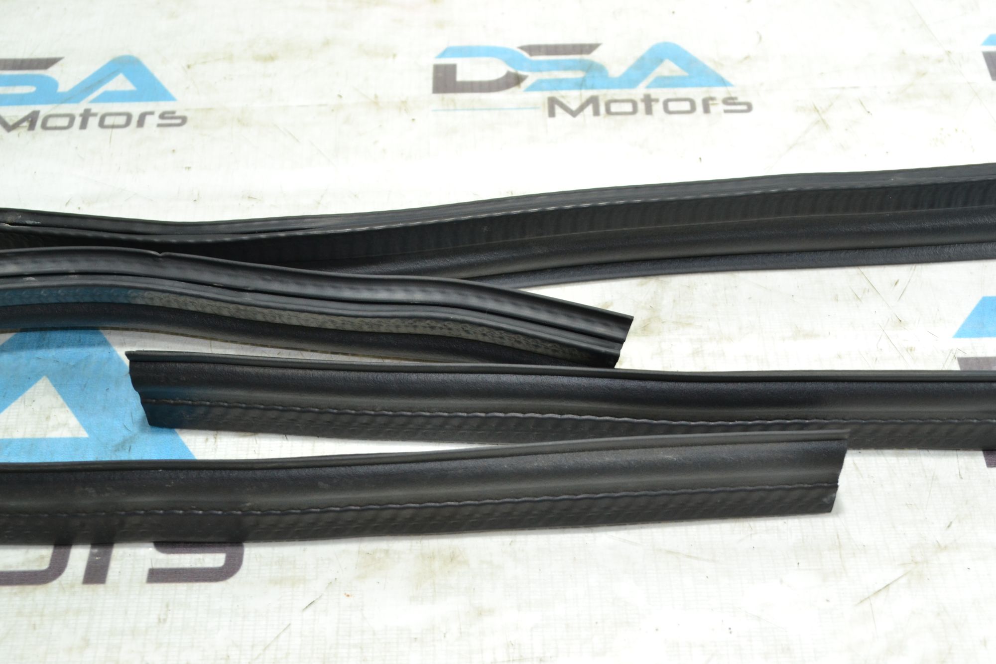 https://ycs.partsauto.market/partsauto-images/thmbs/userImages/b7628e092085f1f91467af1afb6e7630/part/c63e6395-fded-47bc-bc96-7414cb25b4b2_1783059790934.jpg
