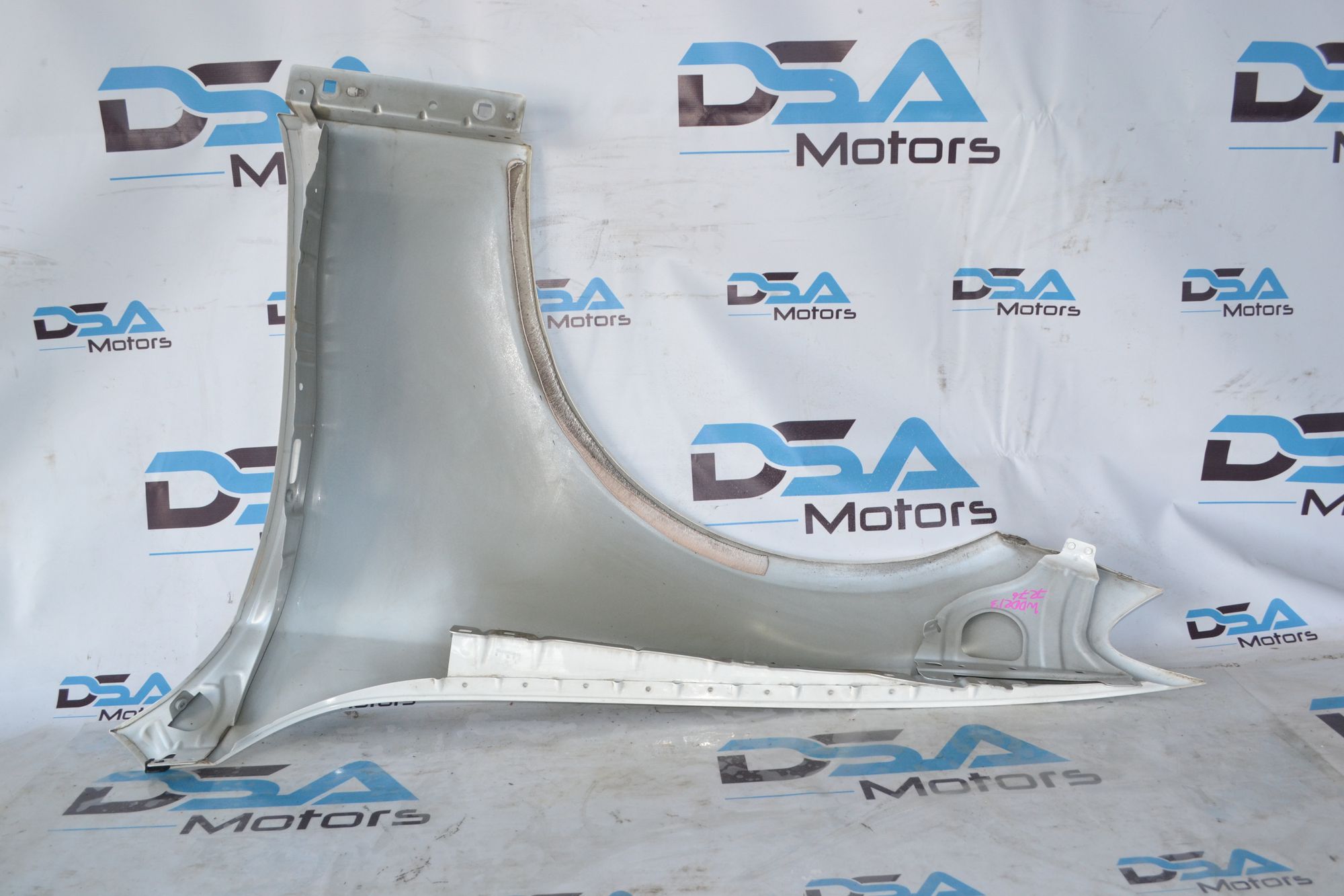 https://ycs.partsauto.market/partsauto-images/thmbs/userImages/b7628e092085f1f91467af1afb6e7630/part/c6466643-0eba-40c6-a40b-15f82e024819_1782913788585.jpg