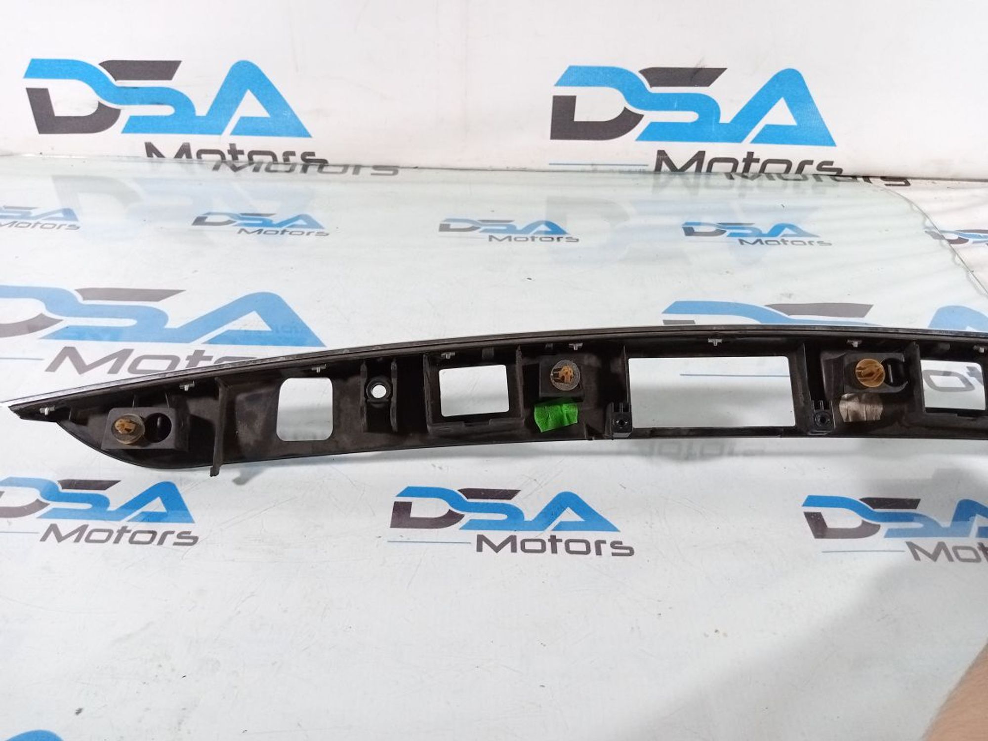 https://ycs.partsauto.market/partsauto-images/thmbs/userImages/b7628e092085f1f91467af1afb6e7630/part/c678cb68-5d89-4559-b51f-c07a295adab3_1721658478964.jpg