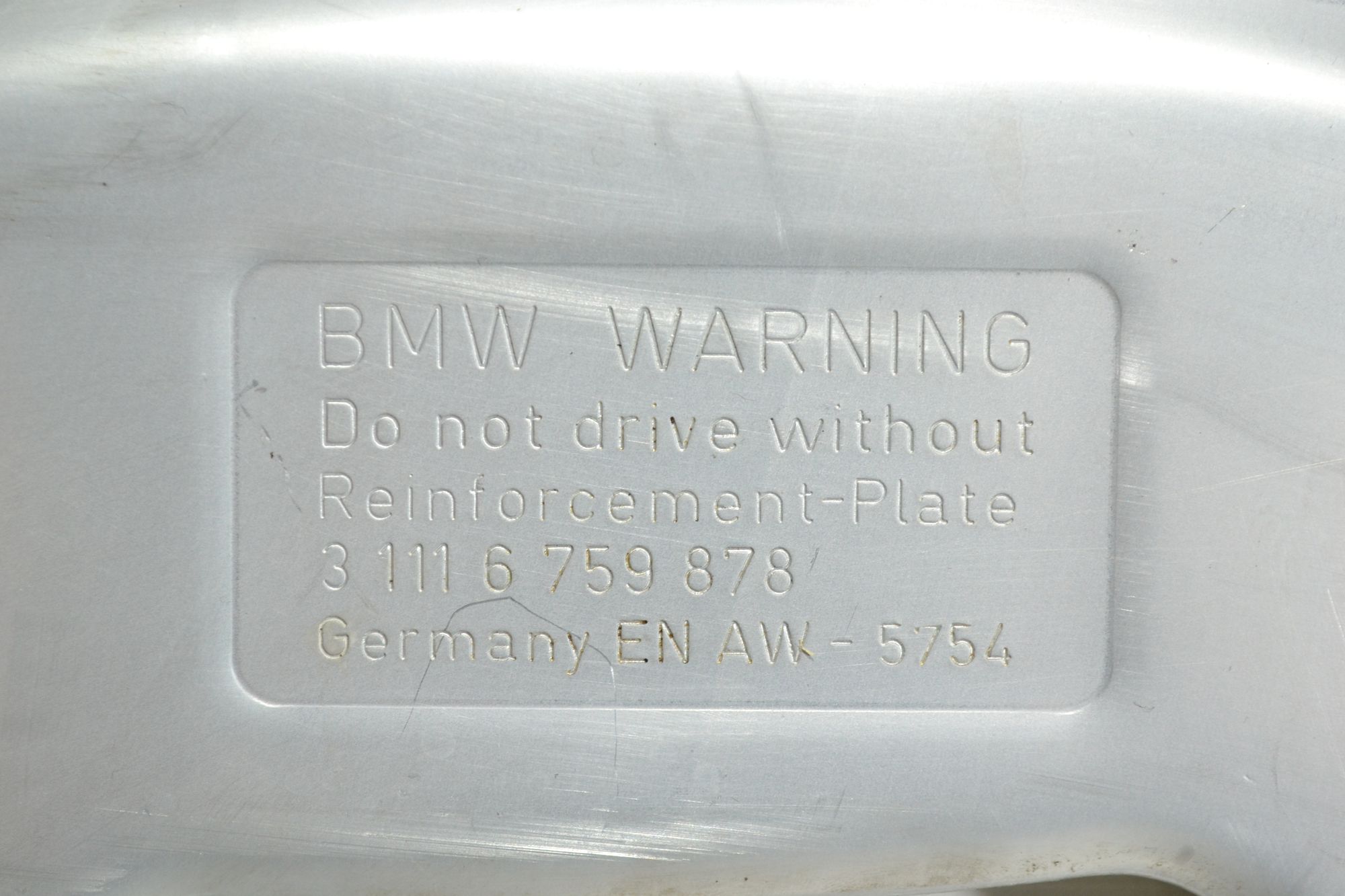 https://ycs.partsauto.market/partsauto-images/thmbs/userImages/b7628e092085f1f91467af1afb6e7630/part/c6848c3c-49ee-4d9b-8f0d-5aa25cdcd5b3_1782982264815.jpg