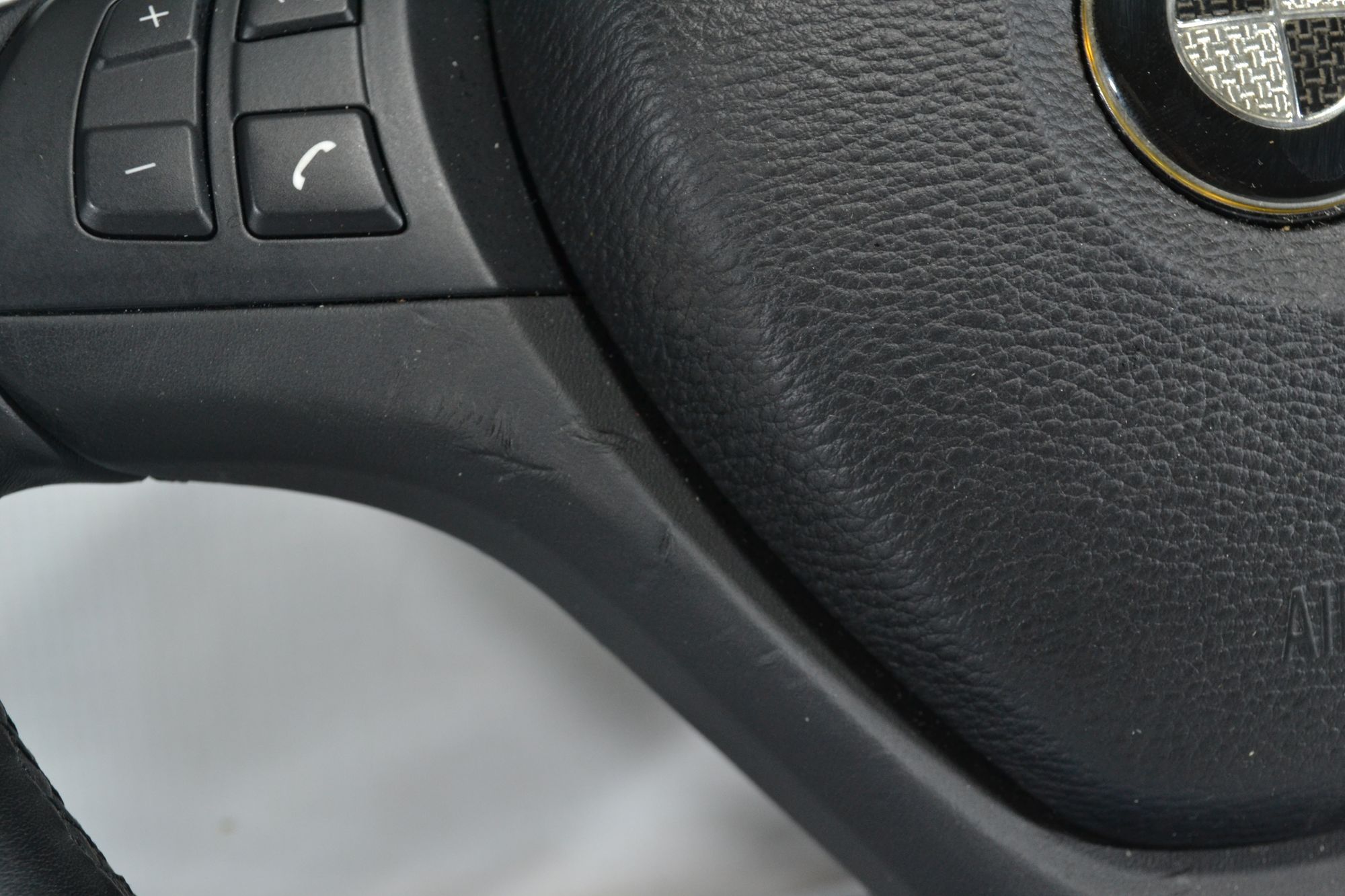 https://ycs.partsauto.market/partsauto-images/thmbs/userImages/b7628e092085f1f91467af1afb6e7630/part/c691f230-7409-4049-9ee8-3e39a8140543_1777381678392.jpg