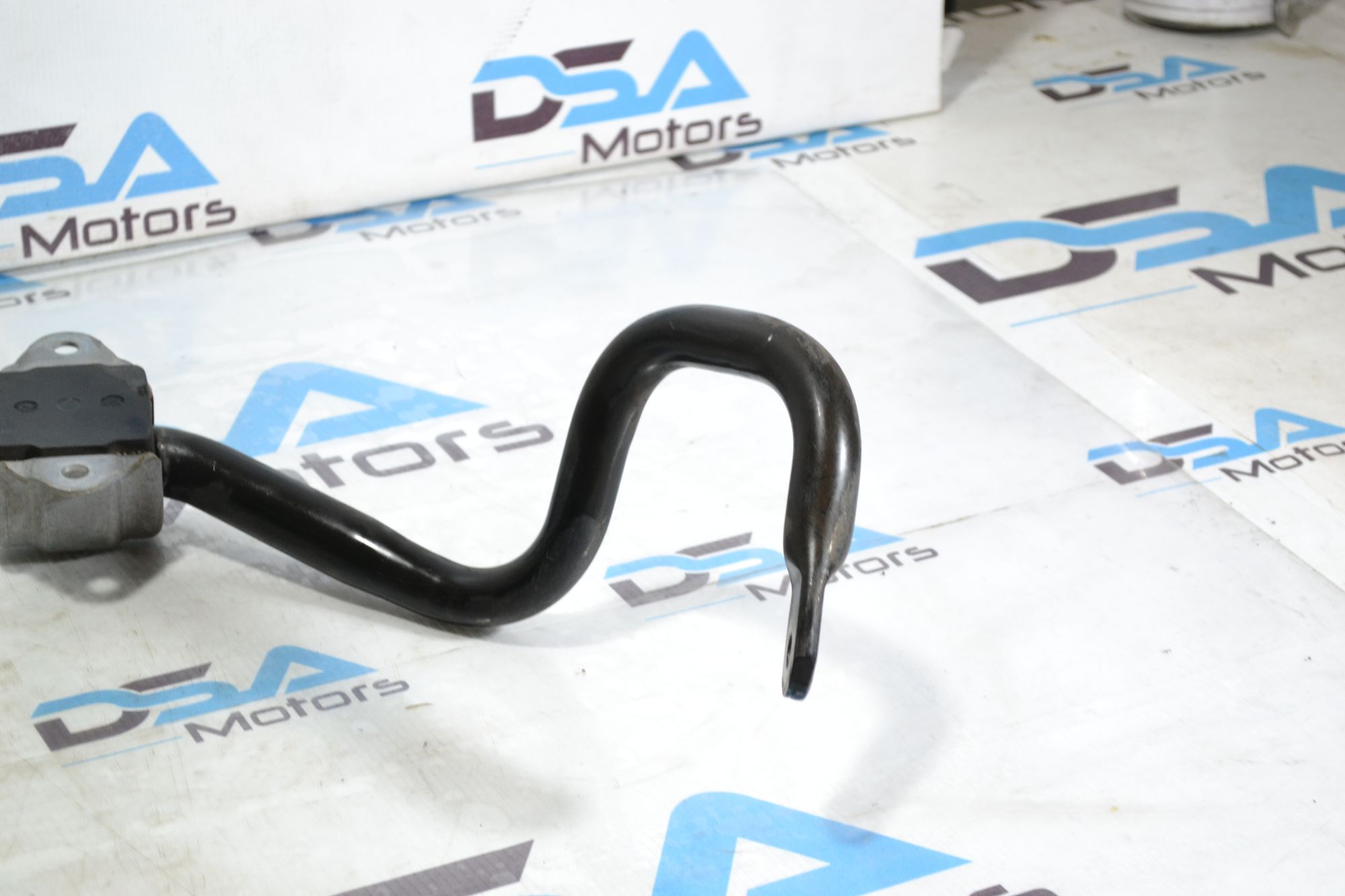 https://ycs.partsauto.market/partsauto-images/thmbs/userImages/b7628e092085f1f91467af1afb6e7630/part/c7533dac-373e-4395-8093-995f96de852a_1781503671775.jpg