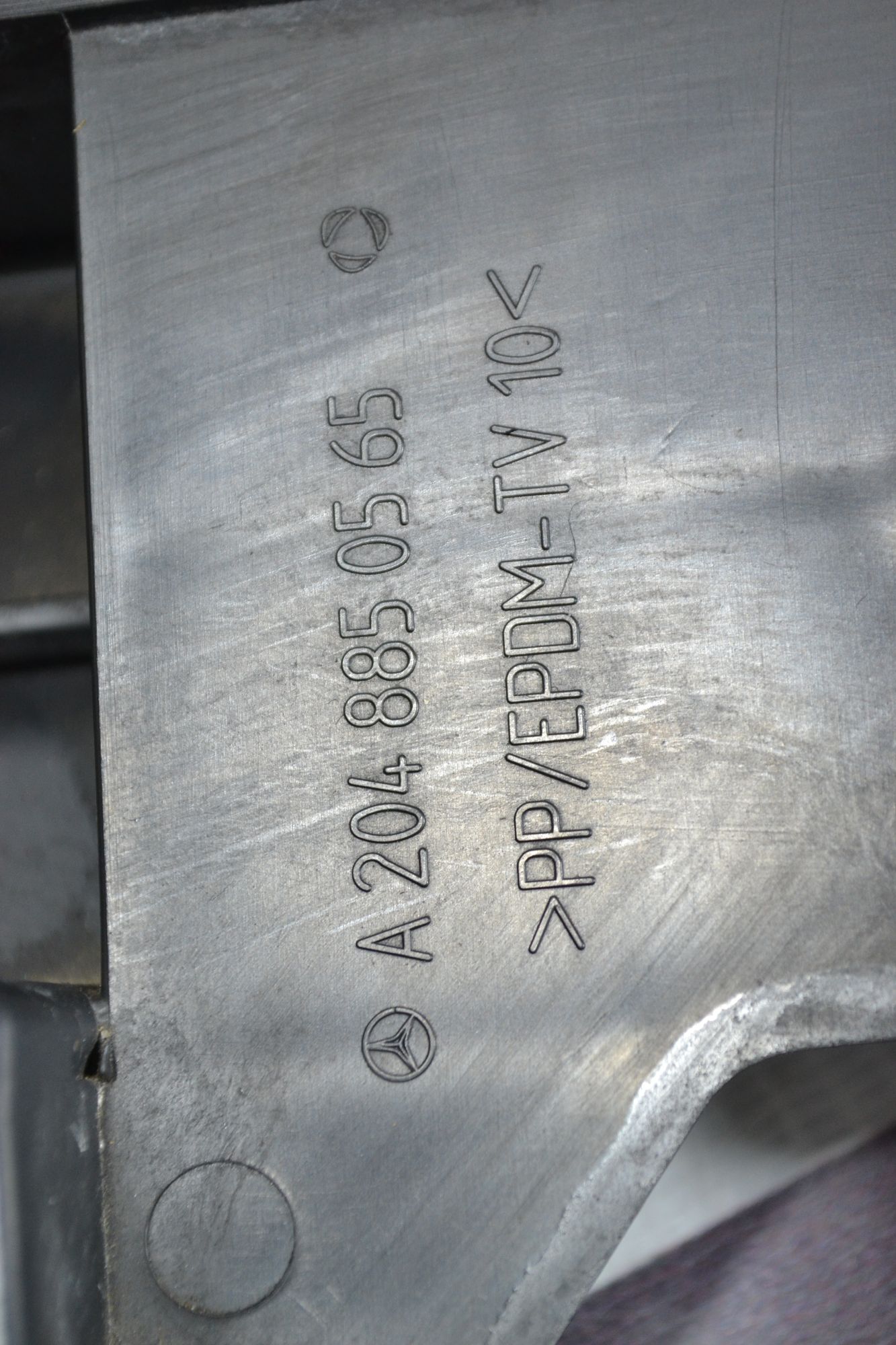 https://ycs.partsauto.market/partsauto-images/thmbs/userImages/b7628e092085f1f91467af1afb6e7630/part/c82df405-554c-4c5a-afe9-a2dced3f45d1_1781340170212.jpg
