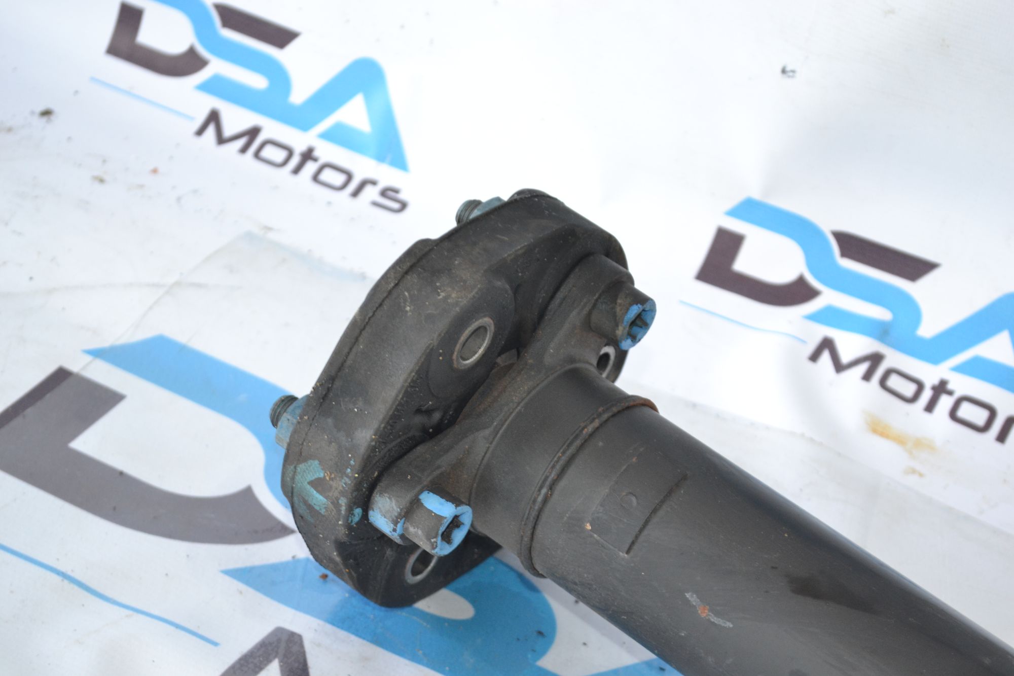 https://ycs.partsauto.market/partsauto-images/thmbs/userImages/b7628e092085f1f91467af1afb6e7630/part/c831f5cc-359a-443a-a175-8b0dd9429c47_1781524813910.jpg