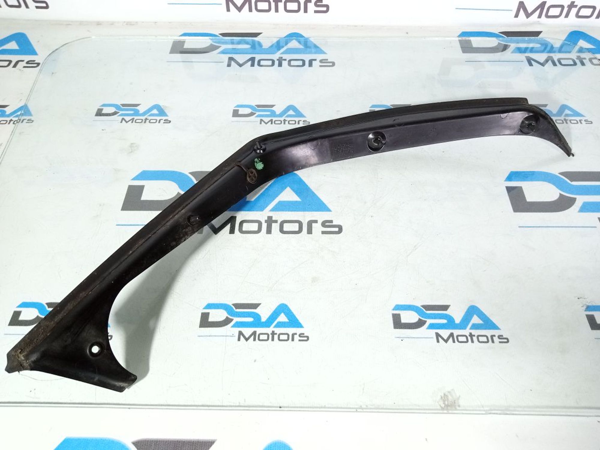 https://ycs.partsauto.market/partsauto-images/thmbs/userImages/b7628e092085f1f91467af1afb6e7630/part/c838e4dd-2a99-420e-aa12-ece727f7d82f_1747338826009.jpg