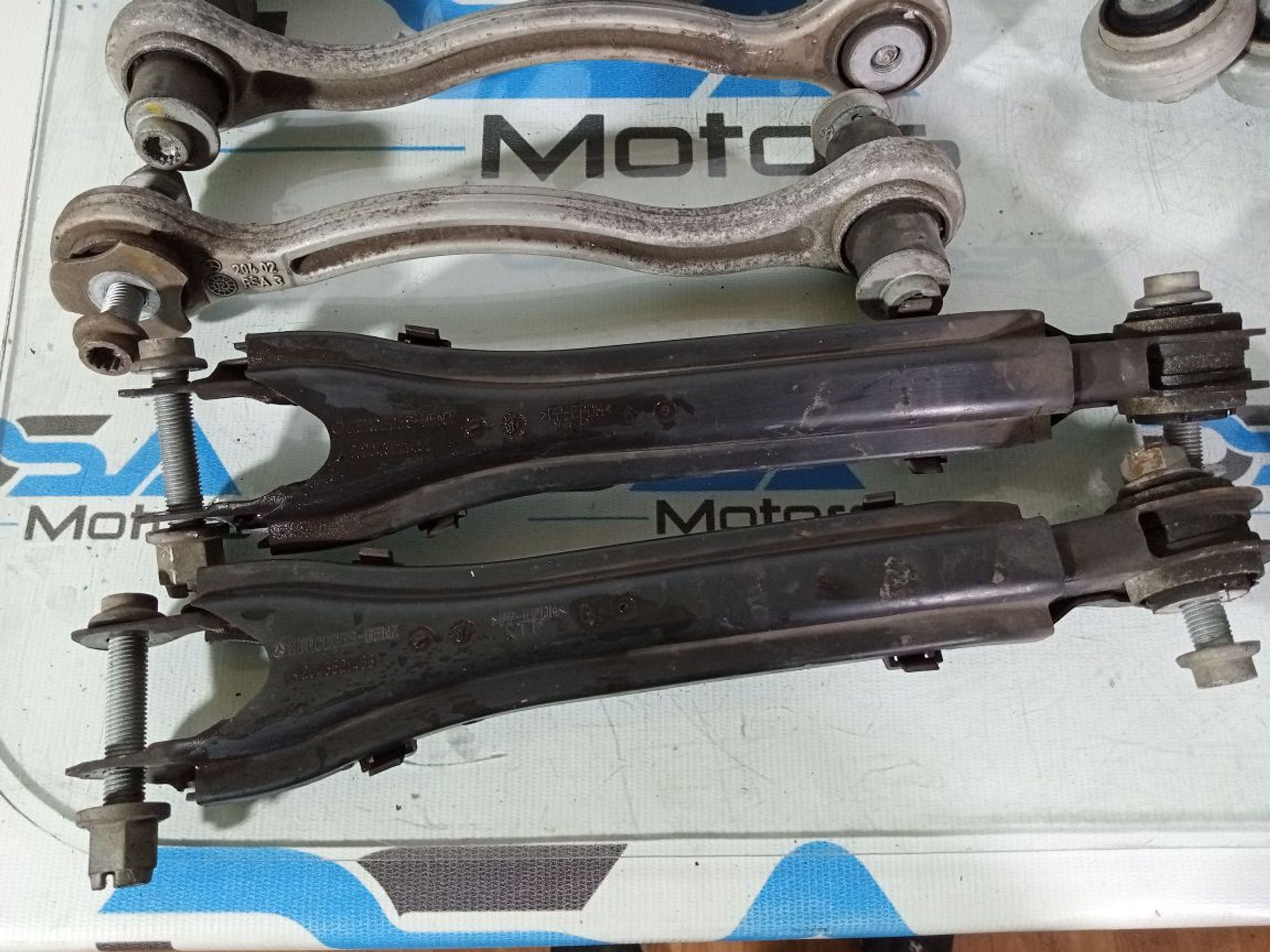 https://ycs.partsauto.market/partsauto-images/thmbs/userImages/b7628e092085f1f91467af1afb6e7630/part/c849b11f-6d01-4169-b982-386e04b9d30a_1747232679674.jpg
