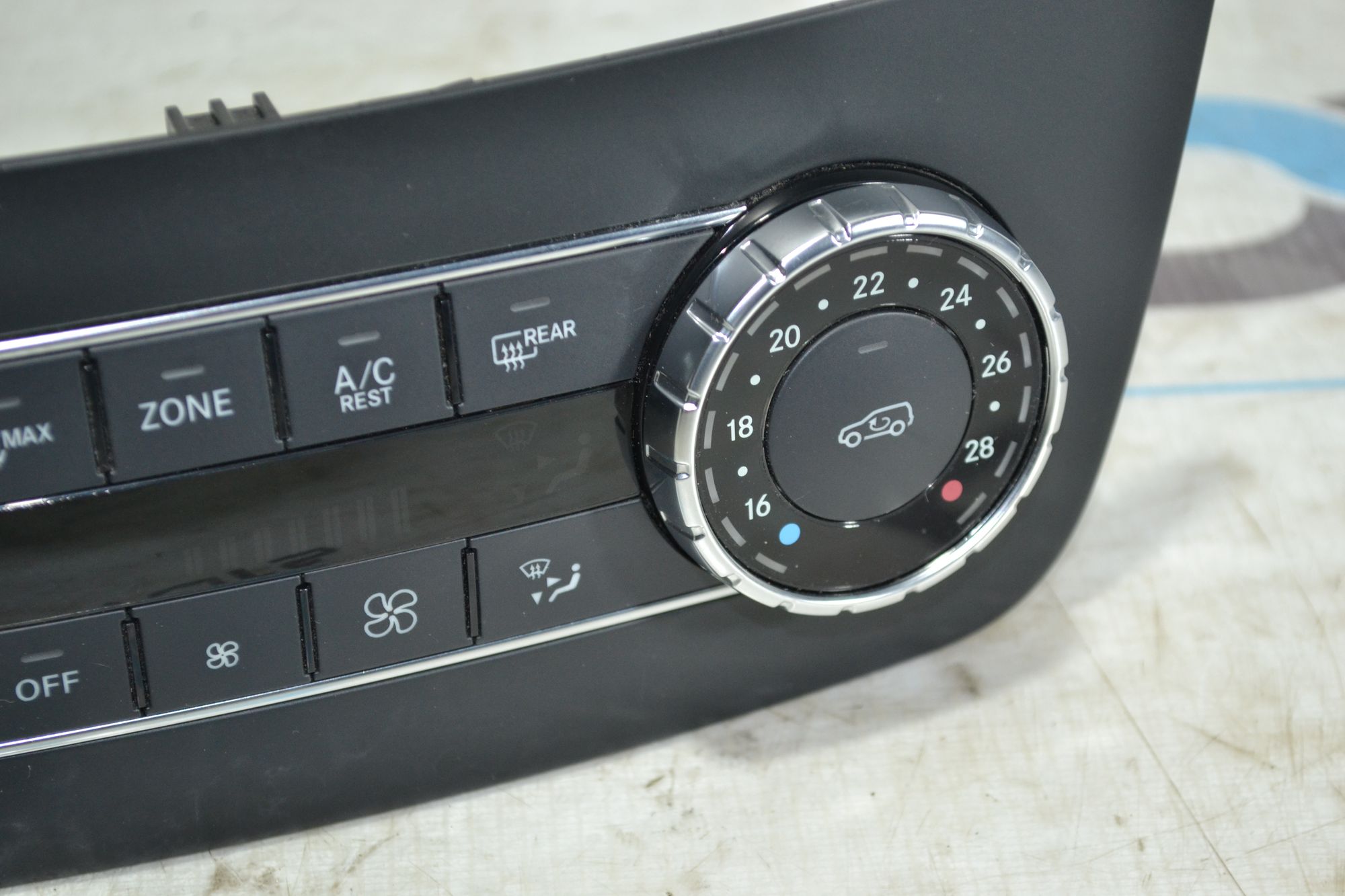 https://ycs.partsauto.market/partsauto-images/thmbs/userImages/b7628e092085f1f91467af1afb6e7630/part/c8a77414-be46-42da-b795-2666e0a57d1b_1784021568550.jpg