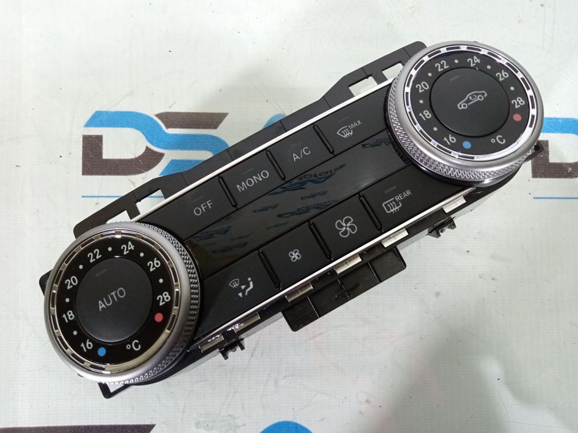 https://ycs.partsauto.market/partsauto-images/thmbs/userImages/b7628e092085f1f91467af1afb6e7630/part/c8ca21c8-06f9-426f-b7ba-89ed7a1a7f57_1730908043096.jpg