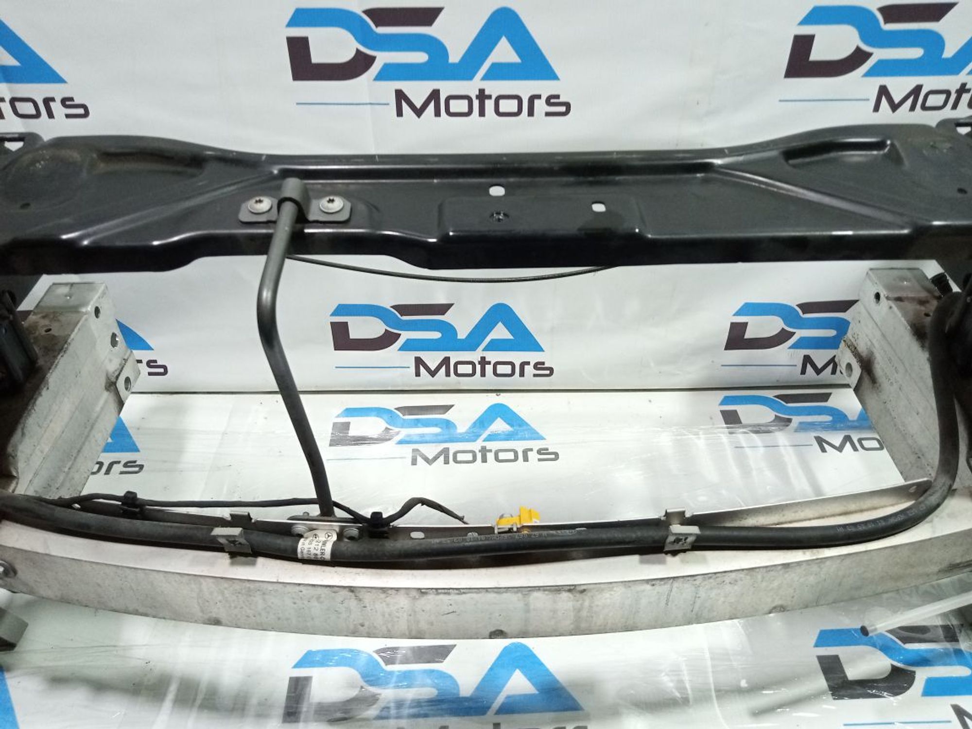 https://ycs.partsauto.market/partsauto-images/thmbs/userImages/b7628e092085f1f91467af1afb6e7630/part/c902bb0f-4ff8-49b5-92be-3c30a49e1c9f_1749494520677.jpg