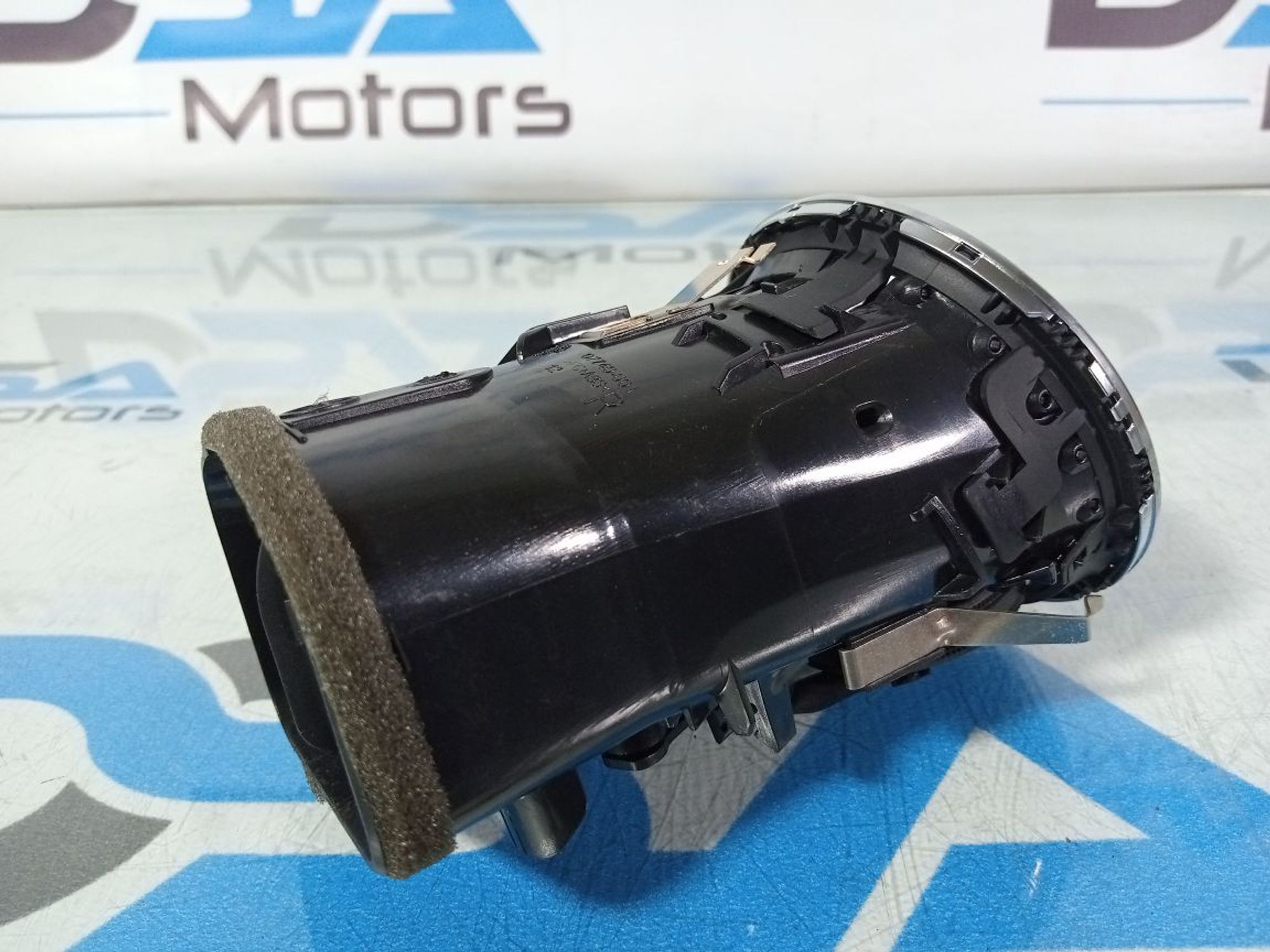 https://ycs.partsauto.market/partsauto-images/thmbs/userImages/b7628e092085f1f91467af1afb6e7630/part/c904abbb-20aa-4d6d-816d-d4ae54087190_1747662395599.jpg
