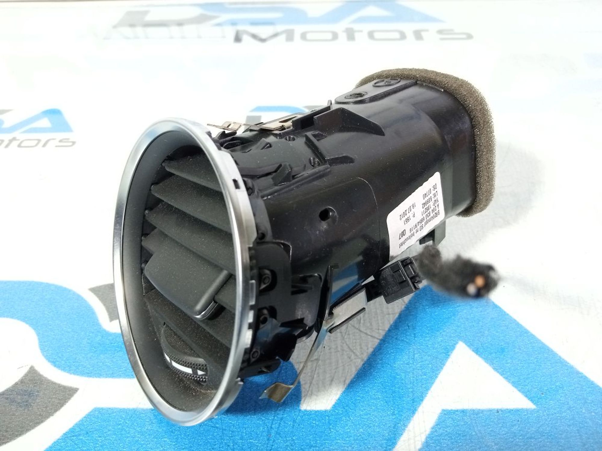 https://ycs.partsauto.market/partsauto-images/thmbs/userImages/b7628e092085f1f91467af1afb6e7630/part/c90b2082-2deb-4d42-a271-9653294a7ed3_1747662383474.jpg