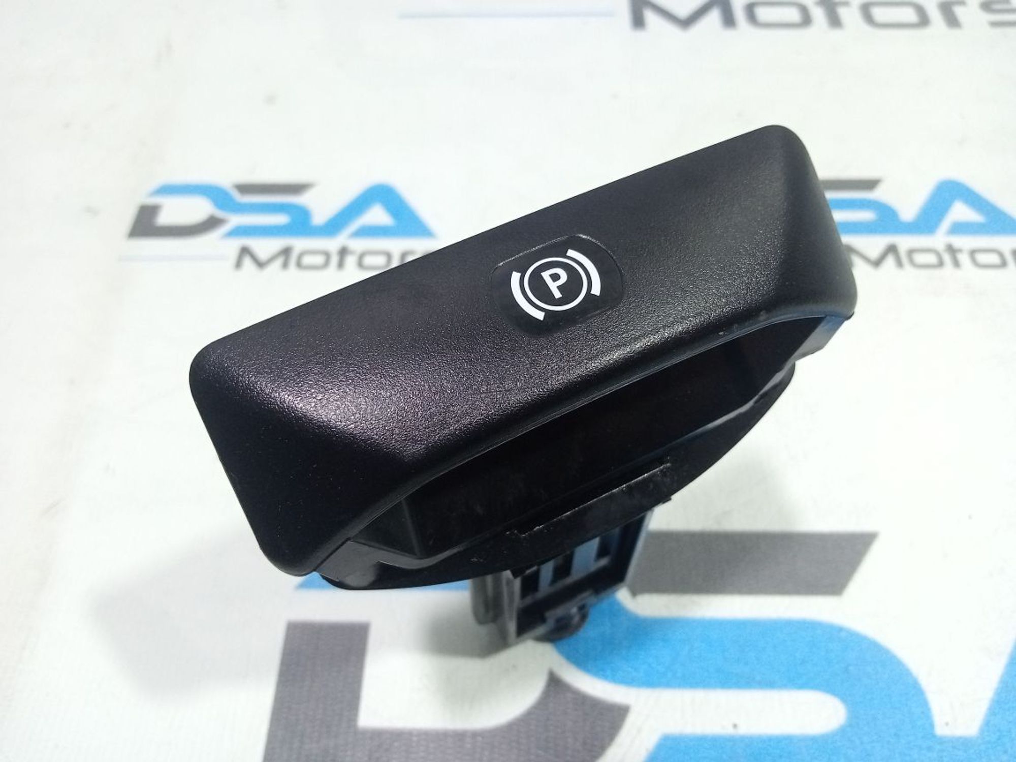 https://ycs.partsauto.market/partsauto-images/thmbs/userImages/b7628e092085f1f91467af1afb6e7630/part/c939ad35-97fc-4091-ad6a-e5770c7835e7_1748869510901.jpg