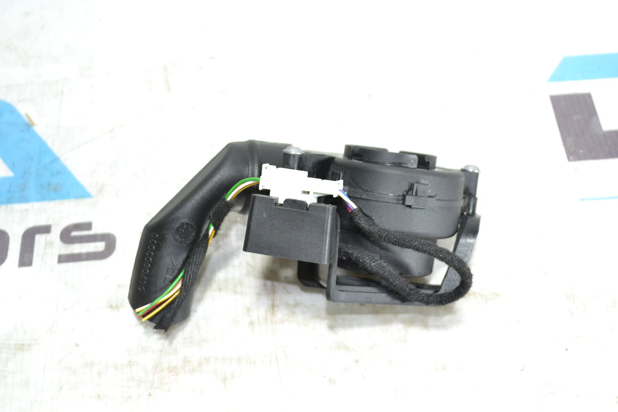 https://ycs.partsauto.market/partsauto-images/thmbs/userImages/b7628e092085f1f91467af1afb6e7630/part/c94109ec-b7b6-4c1e-b533-c46423a50dca_1785492823587.jpg