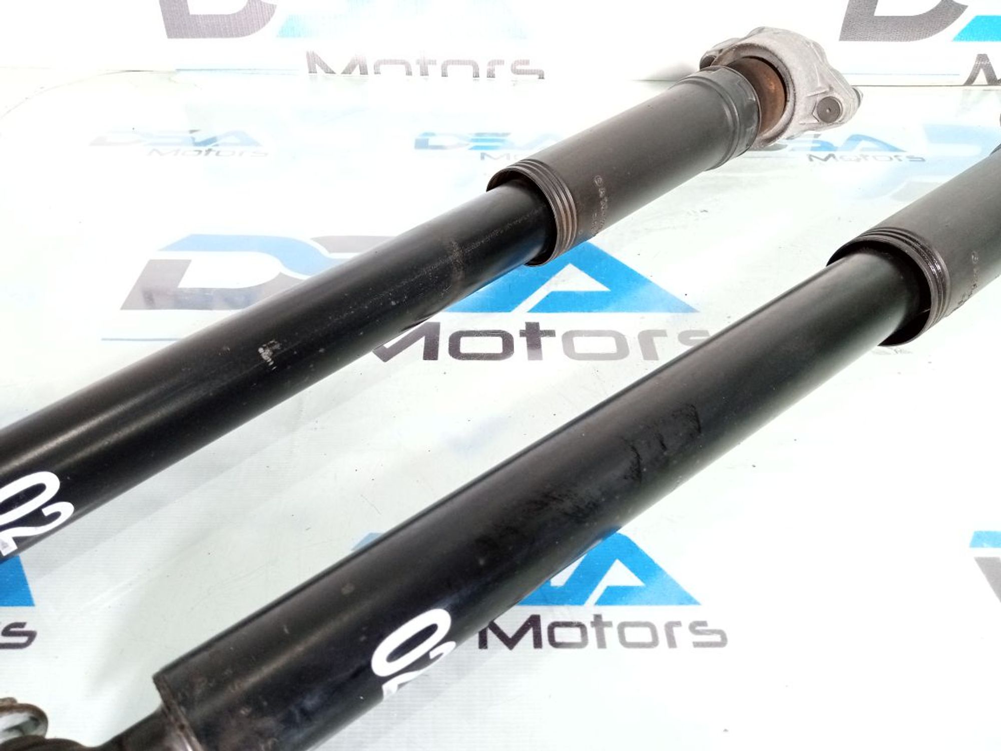 https://ycs.partsauto.market/partsauto-images/thmbs/userImages/b7628e092085f1f91467af1afb6e7630/part/c94e0dc2-724e-484c-b441-3bb8deb63fe3_1733655708692.jpg