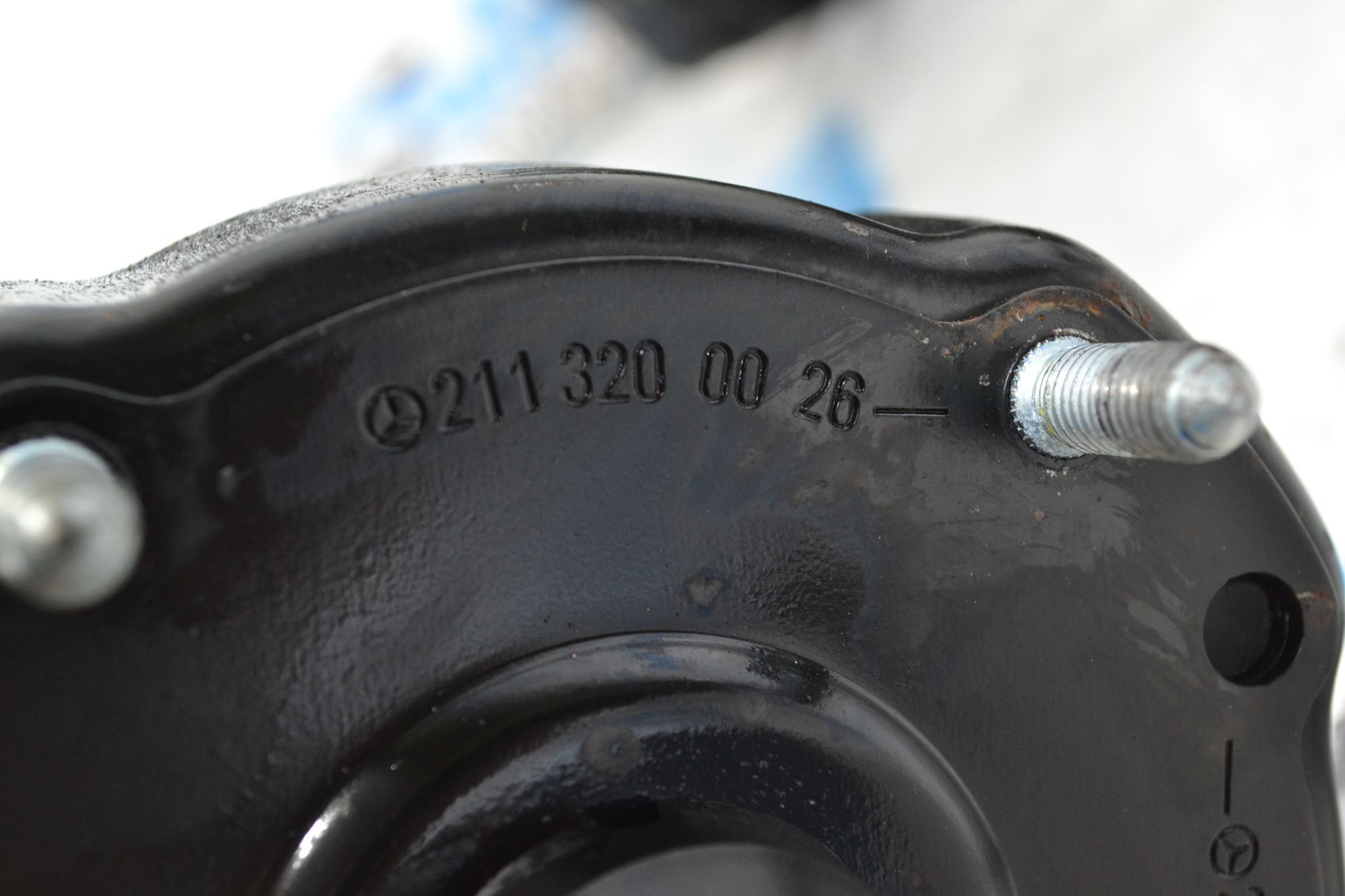 https://ycs.partsauto.market/partsauto-images/thmbs/userImages/b7628e092085f1f91467af1afb6e7630/part/c94f7111-ea3e-4fa7-986d-27469a485aa4_1779100683843.jpg