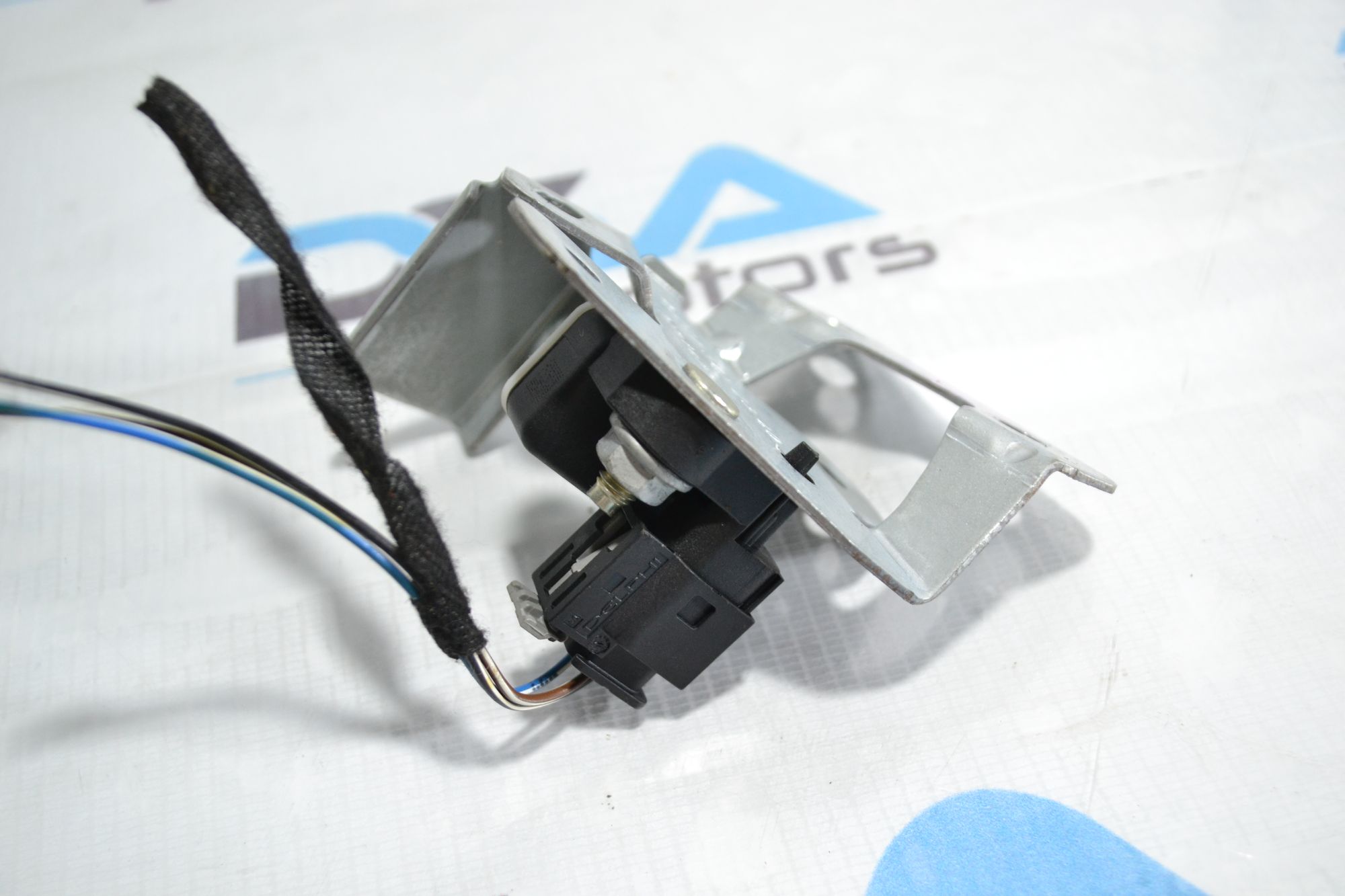 Датчик ускорения R Mercedes W204/W212/W218 Япония, 2900 рублей, Кореновск