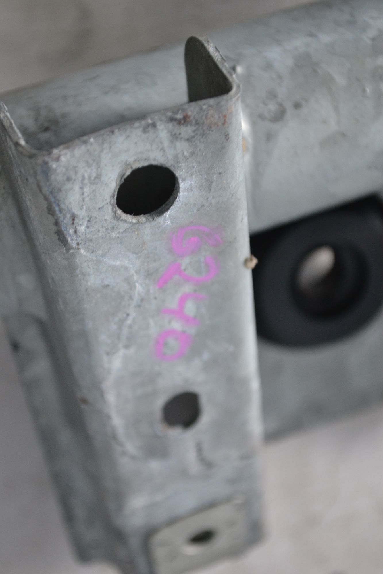 https://ycs.partsauto.market/partsauto-images/thmbs/userImages/b7628e092085f1f91467af1afb6e7630/part/ca8ee193-e61d-4b5f-bea8-b30876747701_1785304355409.jpg
