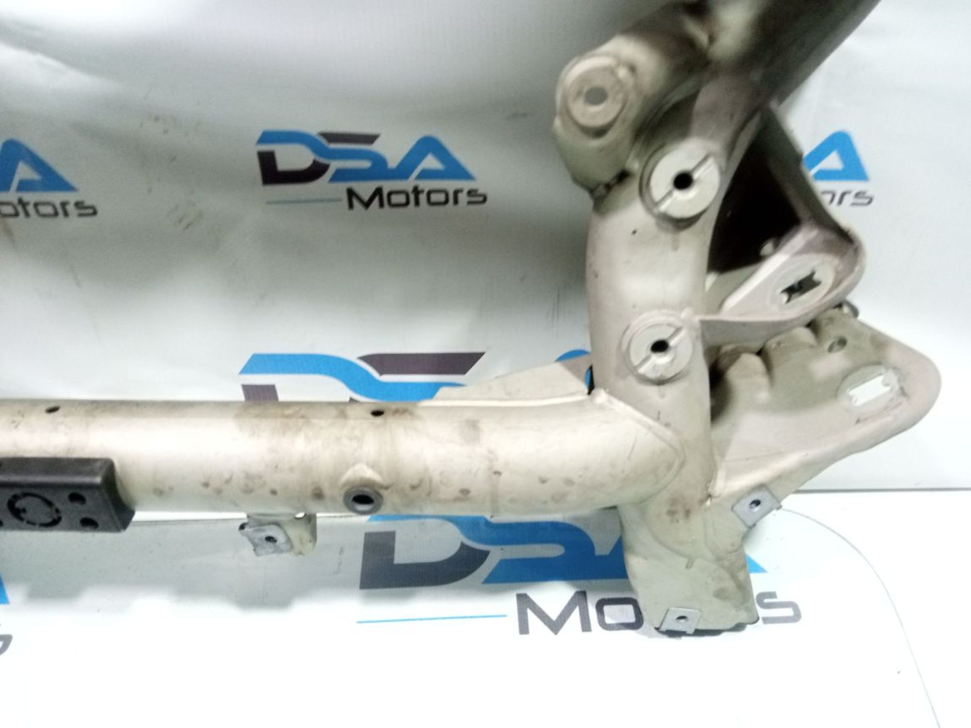 https://ycs.partsauto.market/partsauto-images/thmbs/userImages/b7628e092085f1f91467af1afb6e7630/part/cb02348c-15e4-4461-ba20-7053acfd8213_1747897582557.jpg