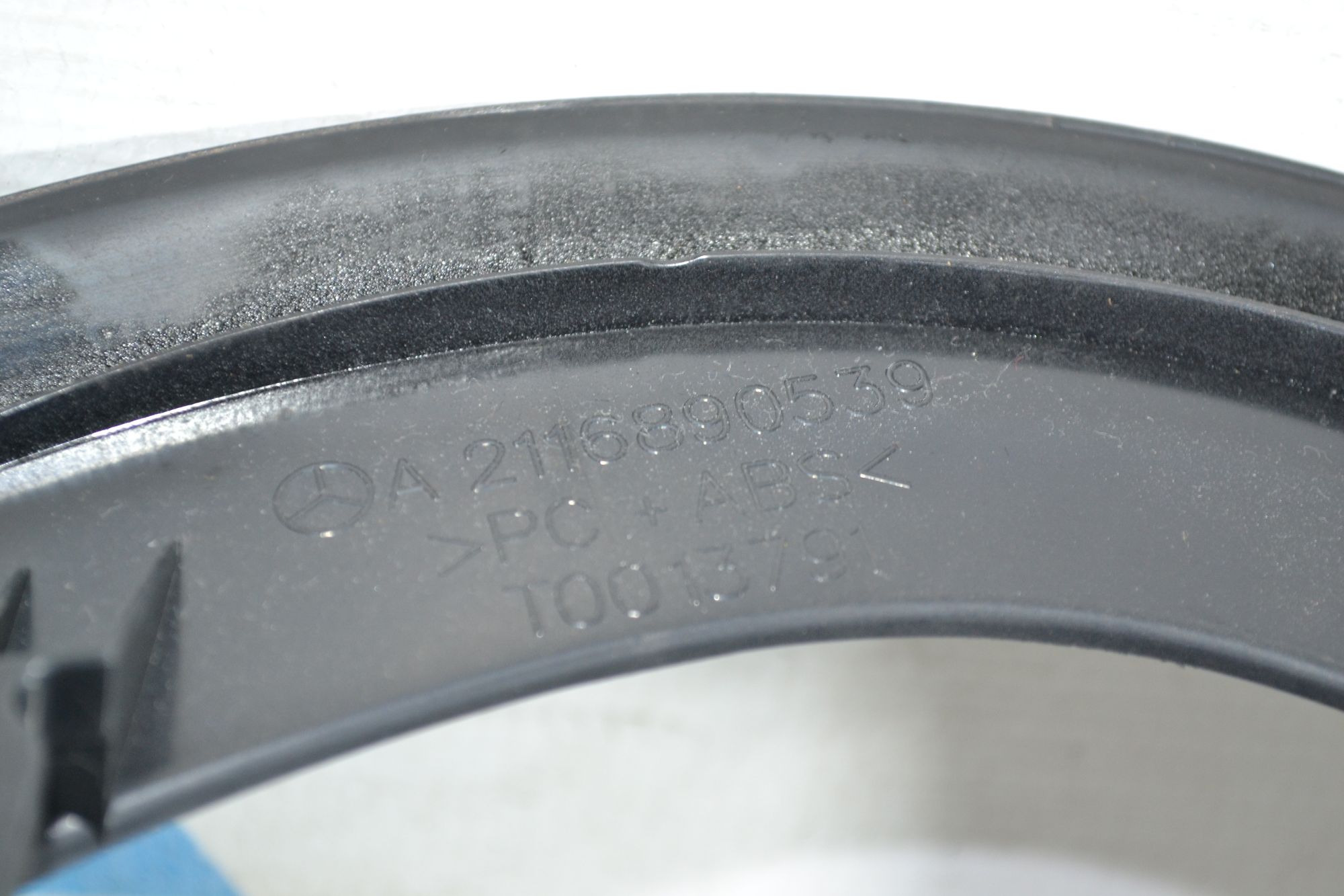 https://ycs.partsauto.market/partsauto-images/thmbs/userImages/b7628e092085f1f91467af1afb6e7630/part/cb0dc27d-bda3-446b-aabb-8eaa54976cfc_1780319008924.jpg