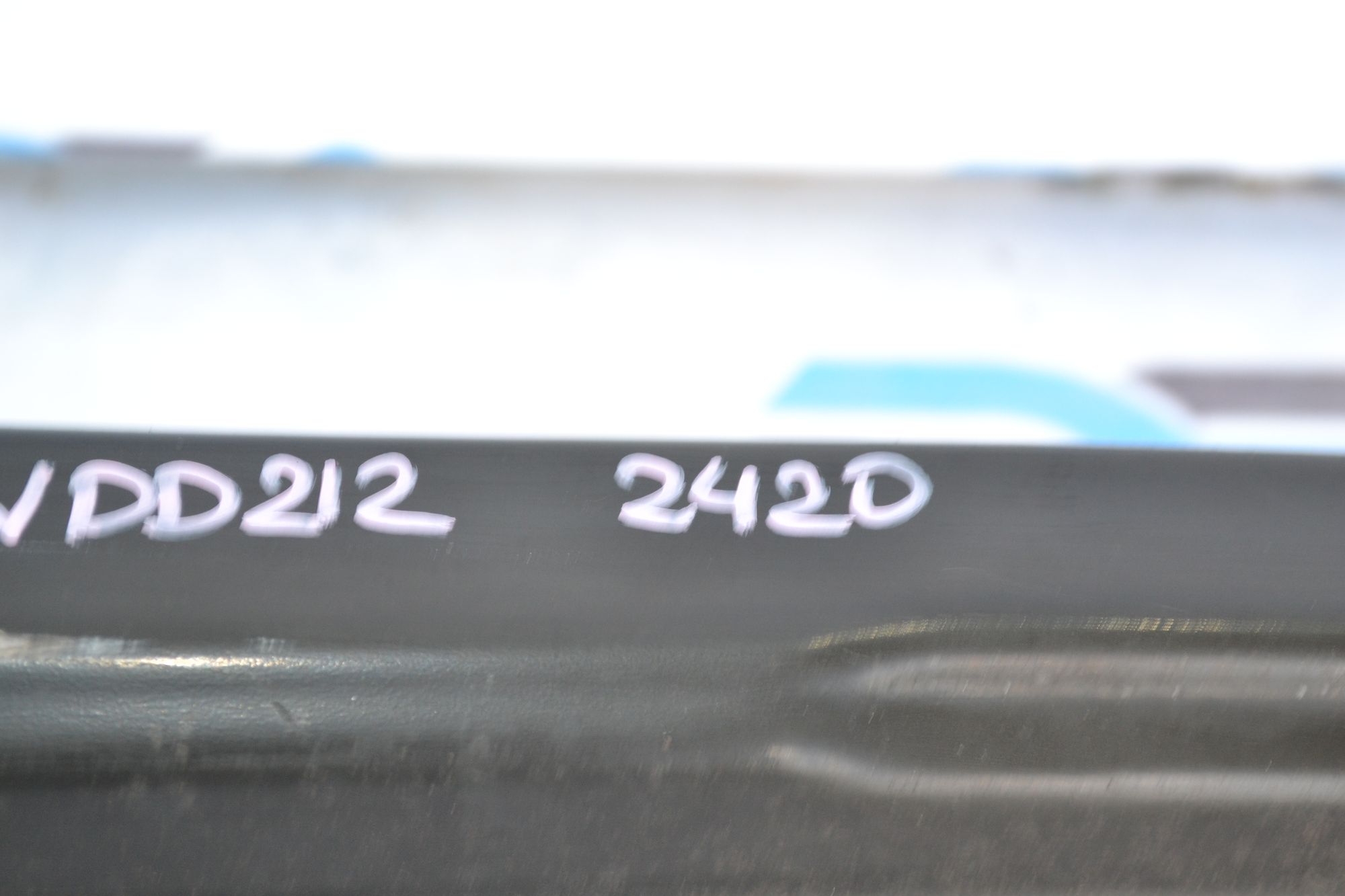 https://ycs.partsauto.market/partsauto-images/thmbs/userImages/b7628e092085f1f91467af1afb6e7630/part/cbcb4e9c-6dea-4827-b311-e40bc815d540_1781513240370.jpg