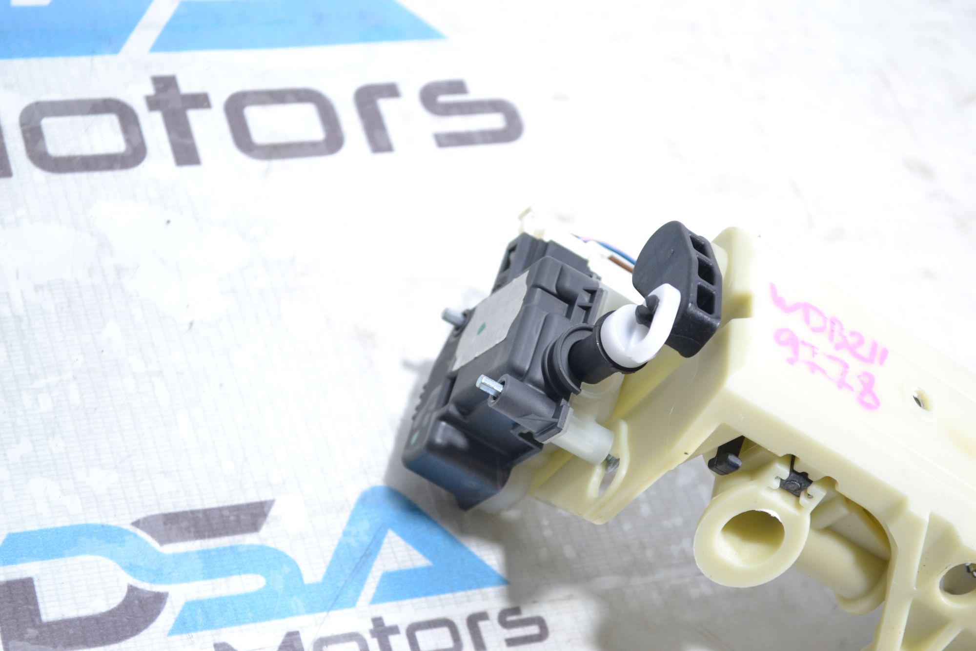 https://ycs.partsauto.market/partsauto-images/thmbs/userImages/b7628e092085f1f91467af1afb6e7630/part/cbf7148b-4529-4593-9581-c218ac978037_1780559261185.jpg
