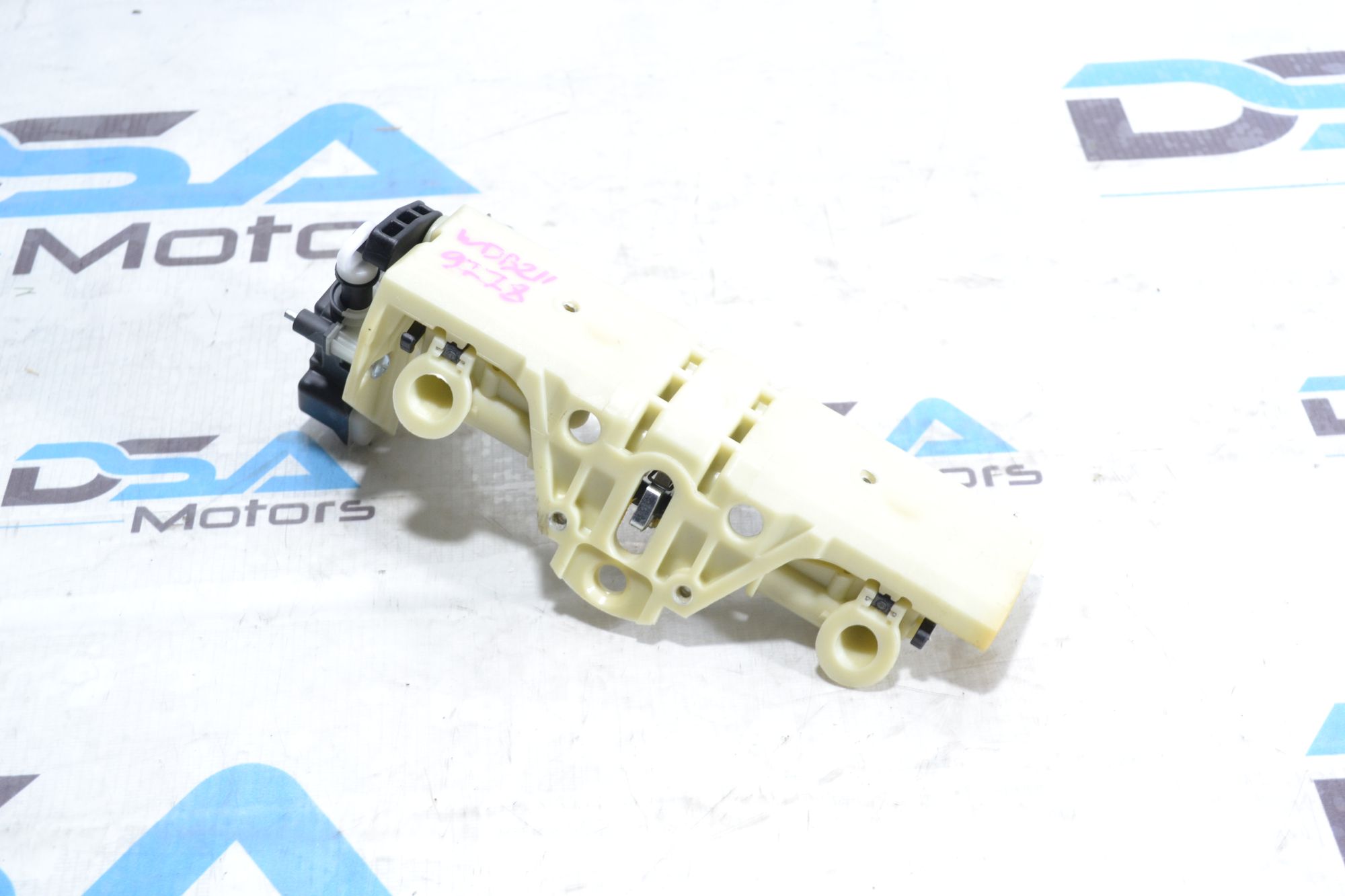 https://ycs.partsauto.market/partsauto-images/thmbs/userImages/b7628e092085f1f91467af1afb6e7630/part/cccecf32-c7d1-41f8-8b32-d4a42534f881_1780559260852.jpg