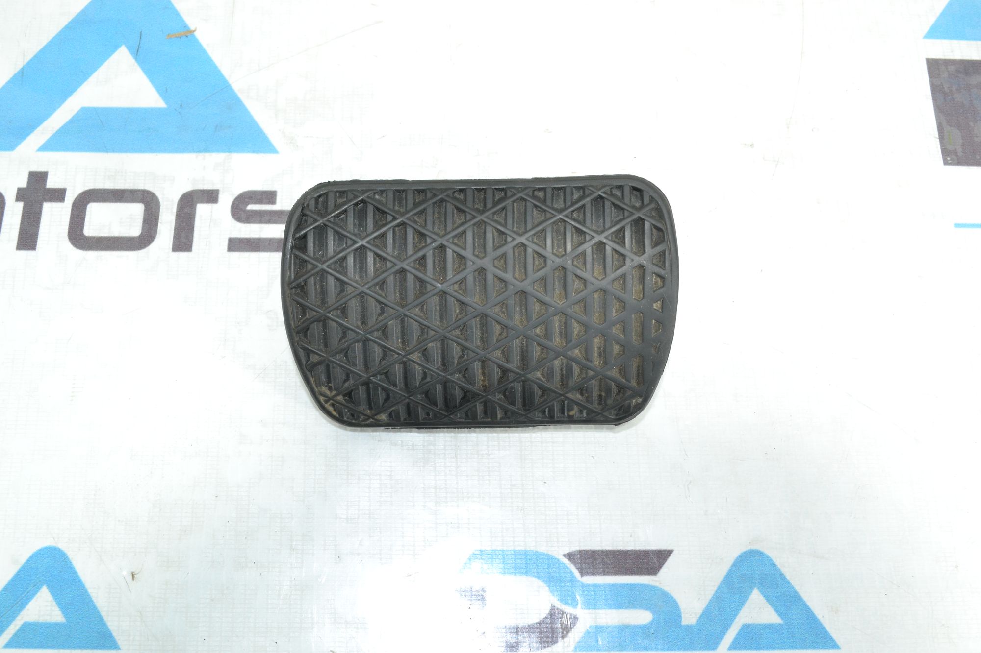 https://ycs.partsauto.market/partsauto-images/thmbs/userImages/b7628e092085f1f91467af1afb6e7630/part/cd218c38-85b6-4dc4-99eb-64ee2f819070_1779112797004.jpg
