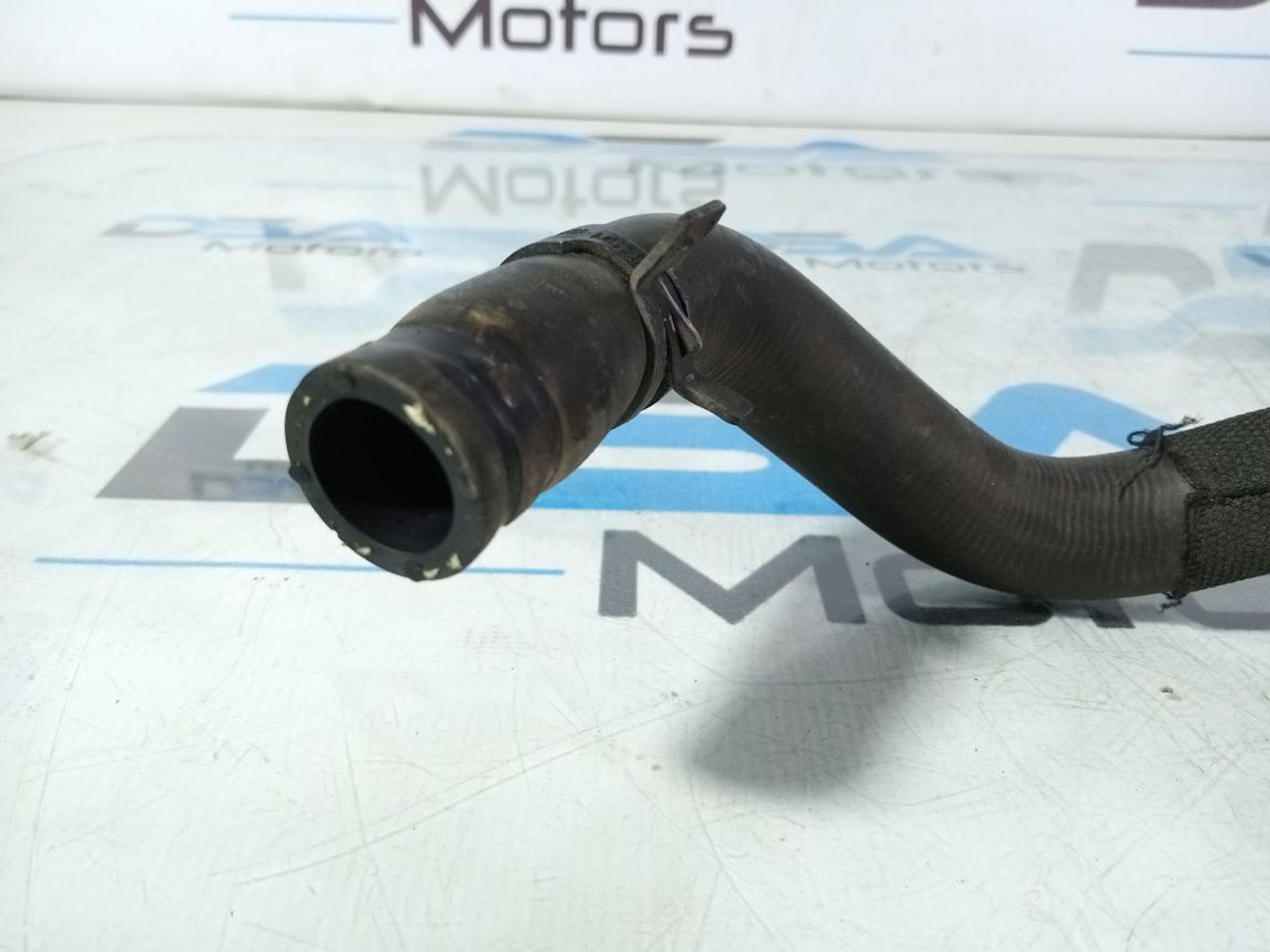 https://ycs.partsauto.market/partsauto-images/thmbs/userImages/b7628e092085f1f91467af1afb6e7630/part/cd8d4db3-9811-46ae-8fe8-4cd1a5a7bc27_1742646564803.jpg