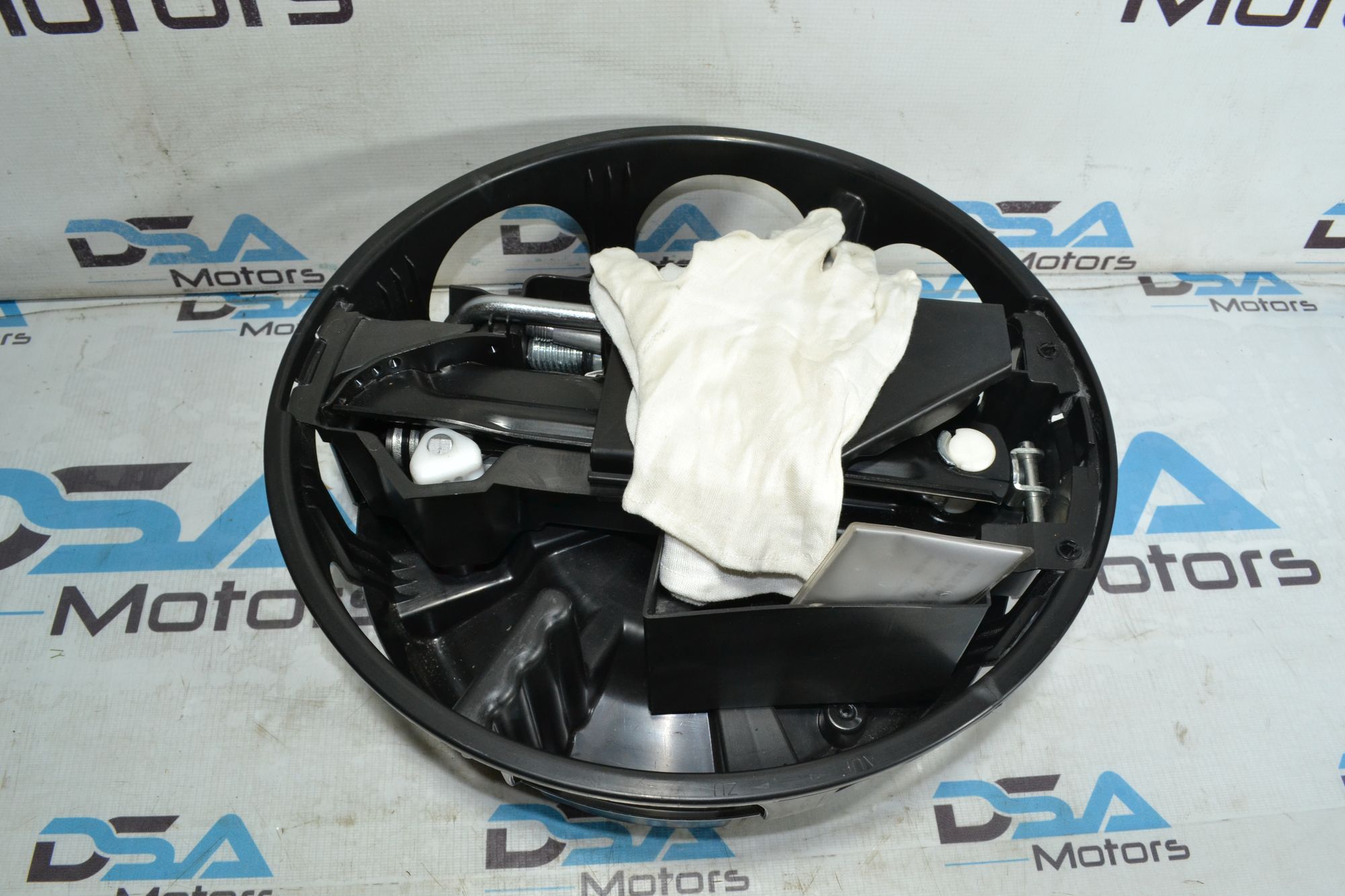 https://ycs.partsauto.market/partsauto-images/thmbs/userImages/b7628e092085f1f91467af1afb6e7630/part/cd9f6f1b-8d98-4ae0-8432-4bd8681faae8_1782396096472.jpg
