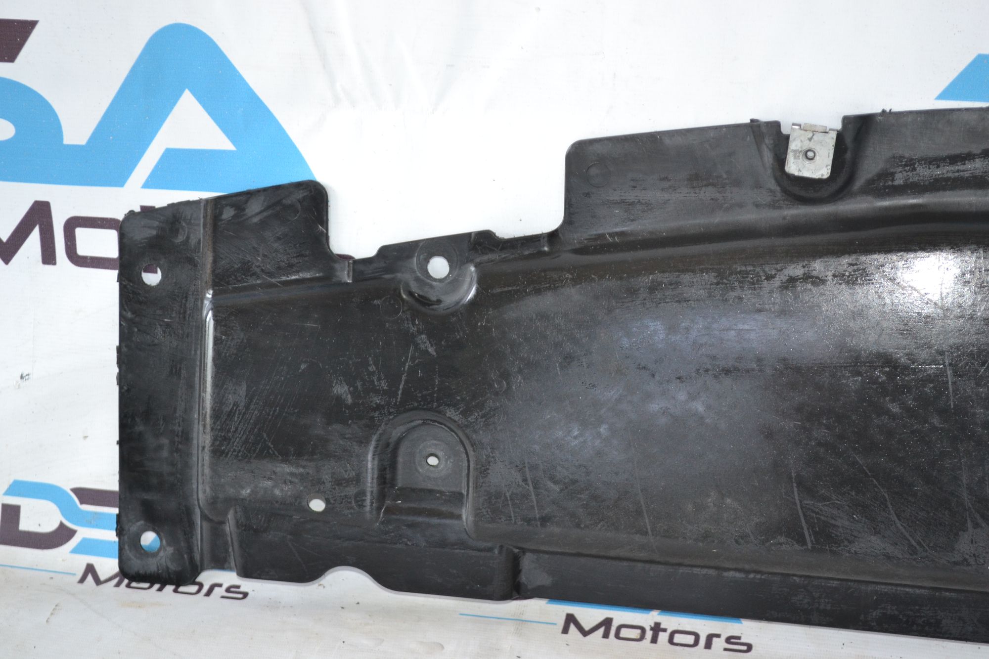 https://ycs.partsauto.market/partsauto-images/thmbs/userImages/b7628e092085f1f91467af1afb6e7630/part/ce173d60-aca4-427b-9979-16f24cf06b89_1784811157941.jpg