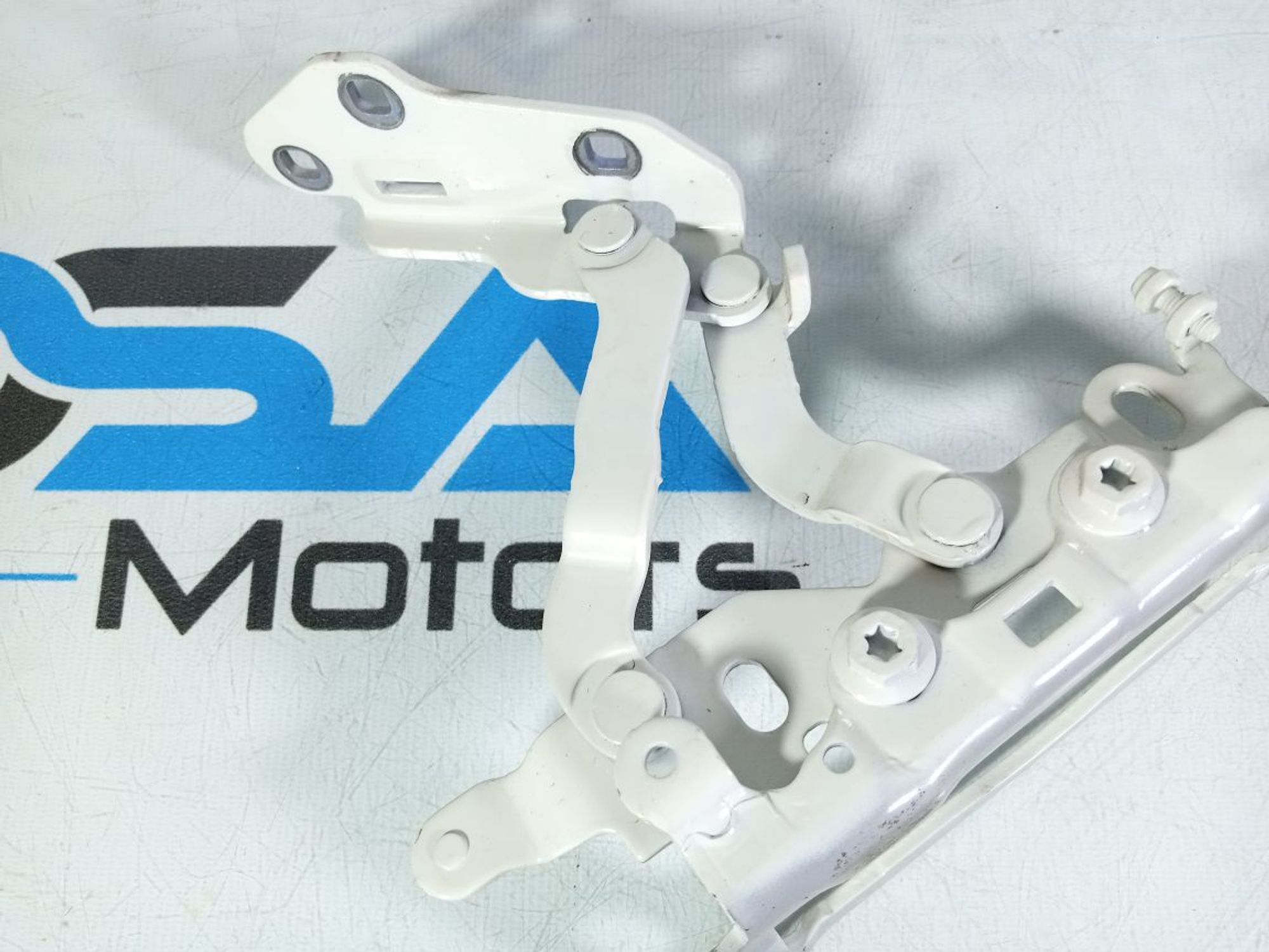https://ycs.partsauto.market/partsauto-images/thmbs/userImages/b7628e092085f1f91467af1afb6e7630/part/ce28cdf8-7956-44ad-ace9-ddc45c7faa82_1746018894749.jpg