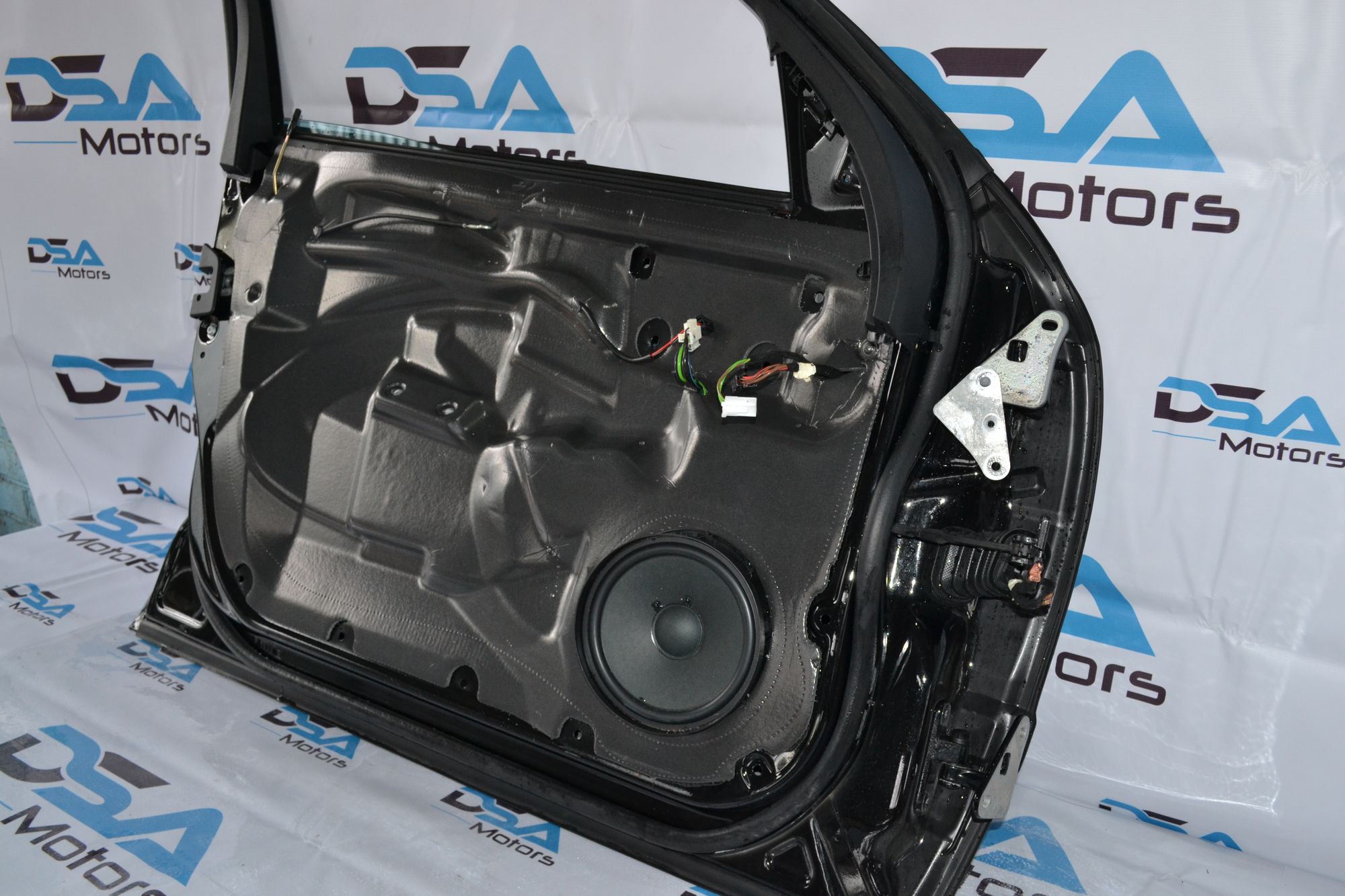 https://ycs.partsauto.market/partsauto-images/thmbs/userImages/b7628e092085f1f91467af1afb6e7630/part/ce8e0478-f31a-47e0-9d25-41e6c2dec7c0_1777018185710.jpg