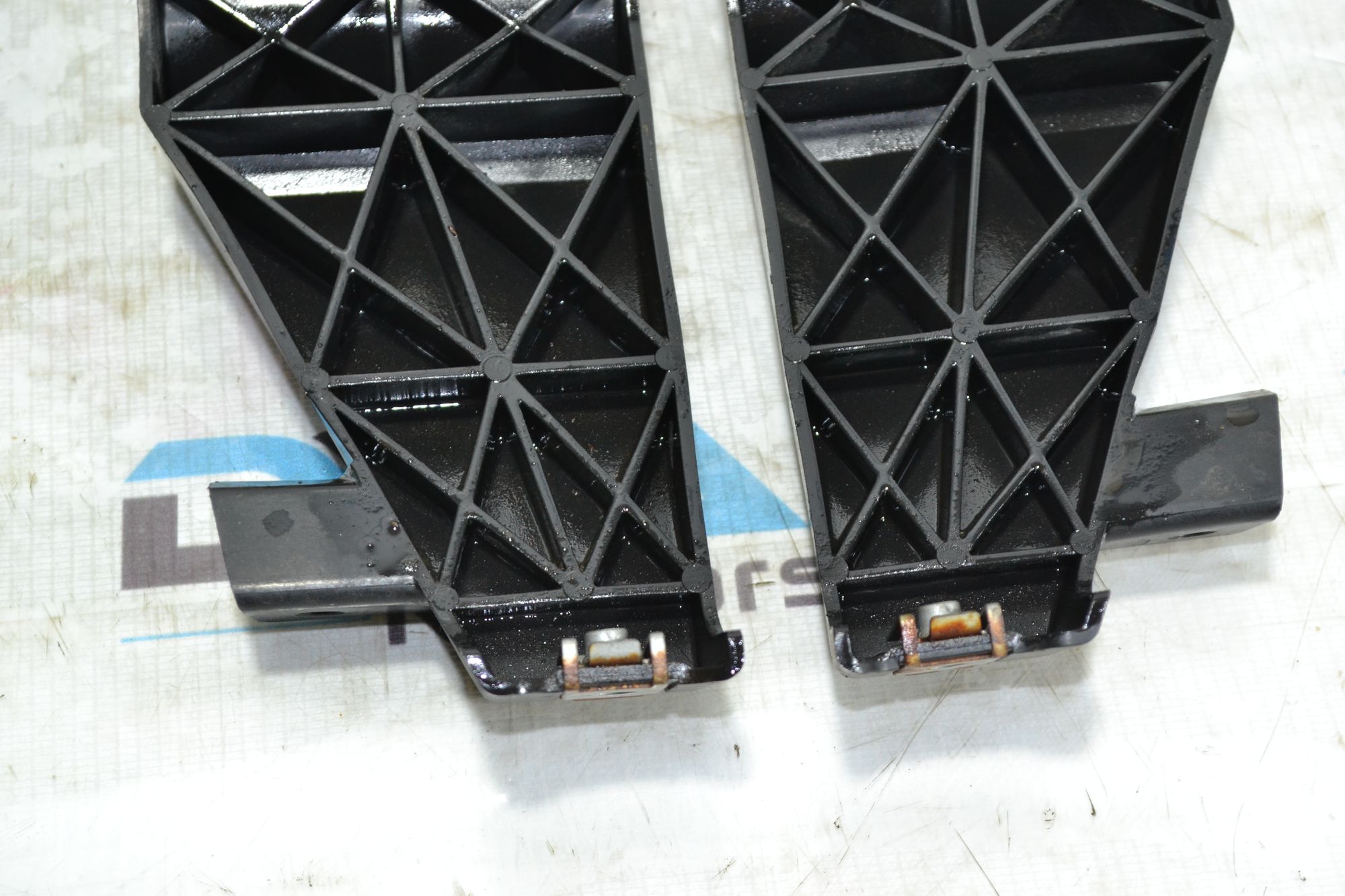 https://ycs.partsauto.market/partsauto-images/thmbs/userImages/b7628e092085f1f91467af1afb6e7630/part/ceb3ee9b-adfd-4ca5-a1eb-9ba099f22ee6_1783345932663.jpg