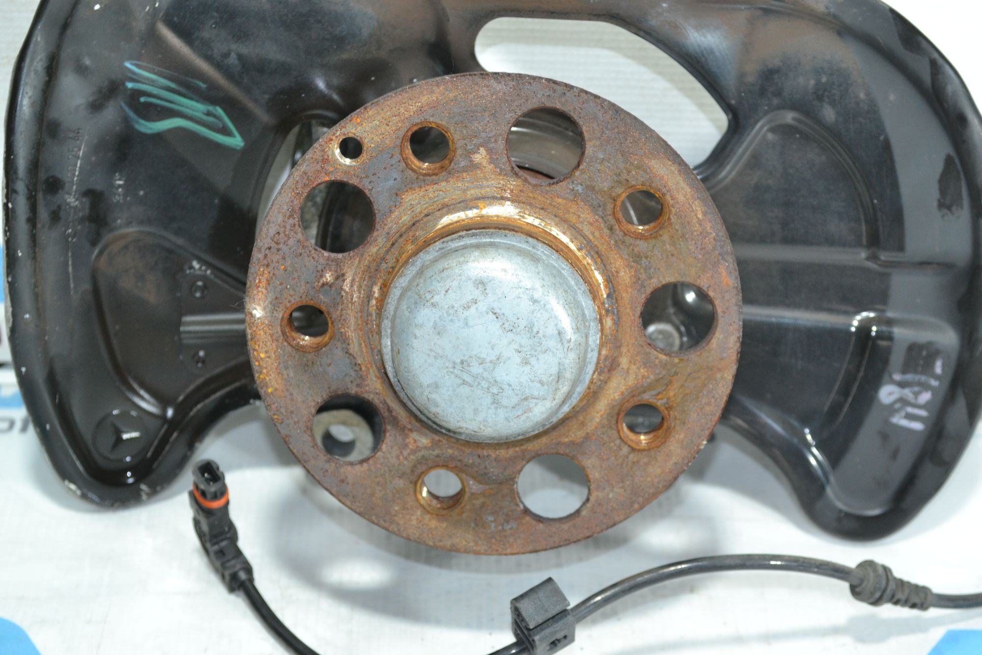 https://ycs.partsauto.market/partsauto-images/thmbs/userImages/b7628e092085f1f91467af1afb6e7630/part/cecfdc79-e0b2-4d73-9da2-43332376f1d2_1780062938770.jpg