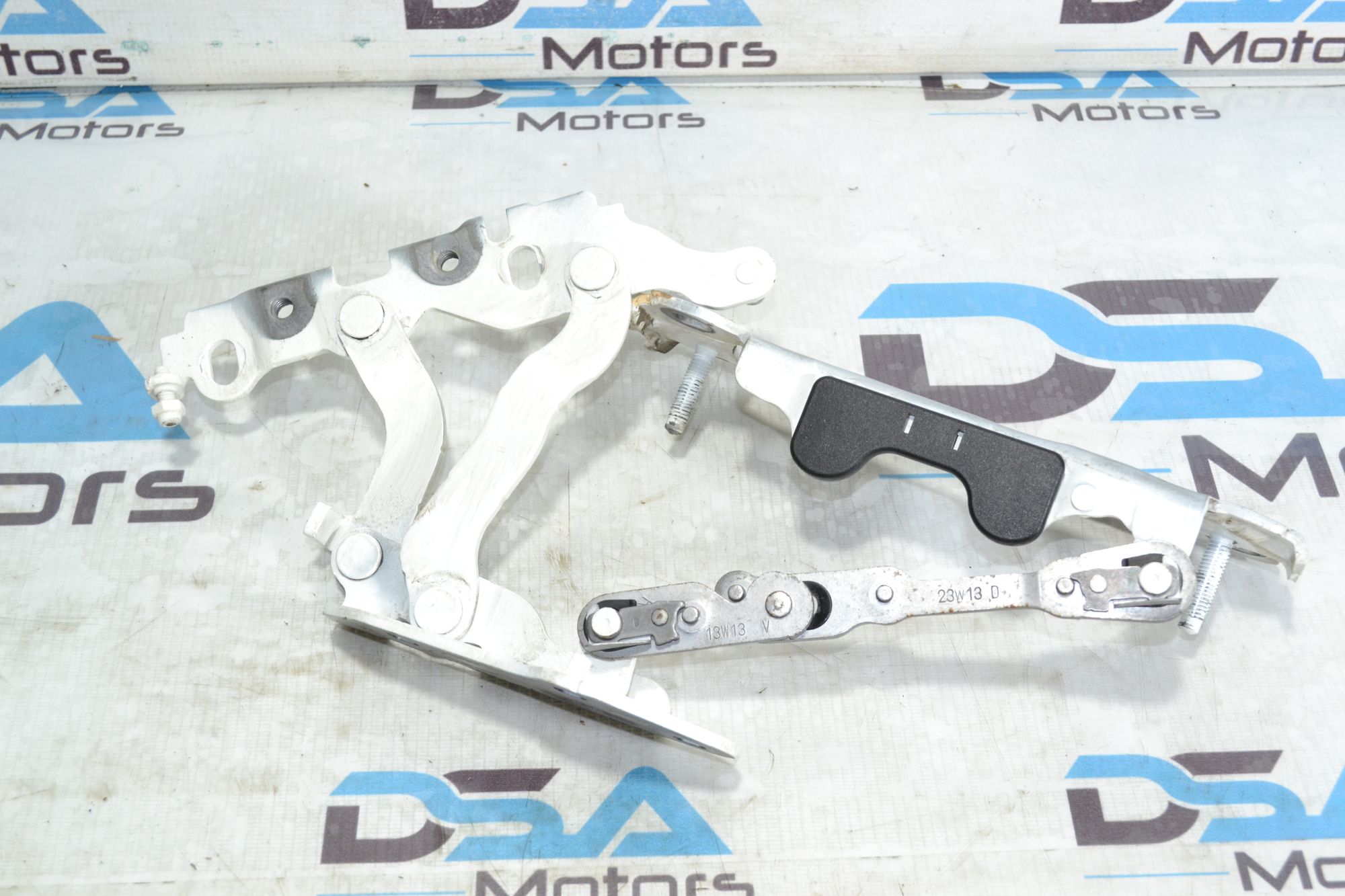 https://ycs.partsauto.market/partsauto-images/thmbs/userImages/b7628e092085f1f91467af1afb6e7630/part/cee3ed9c-417c-4d92-9cf6-b9e091a84fae_1781269313389.jpg